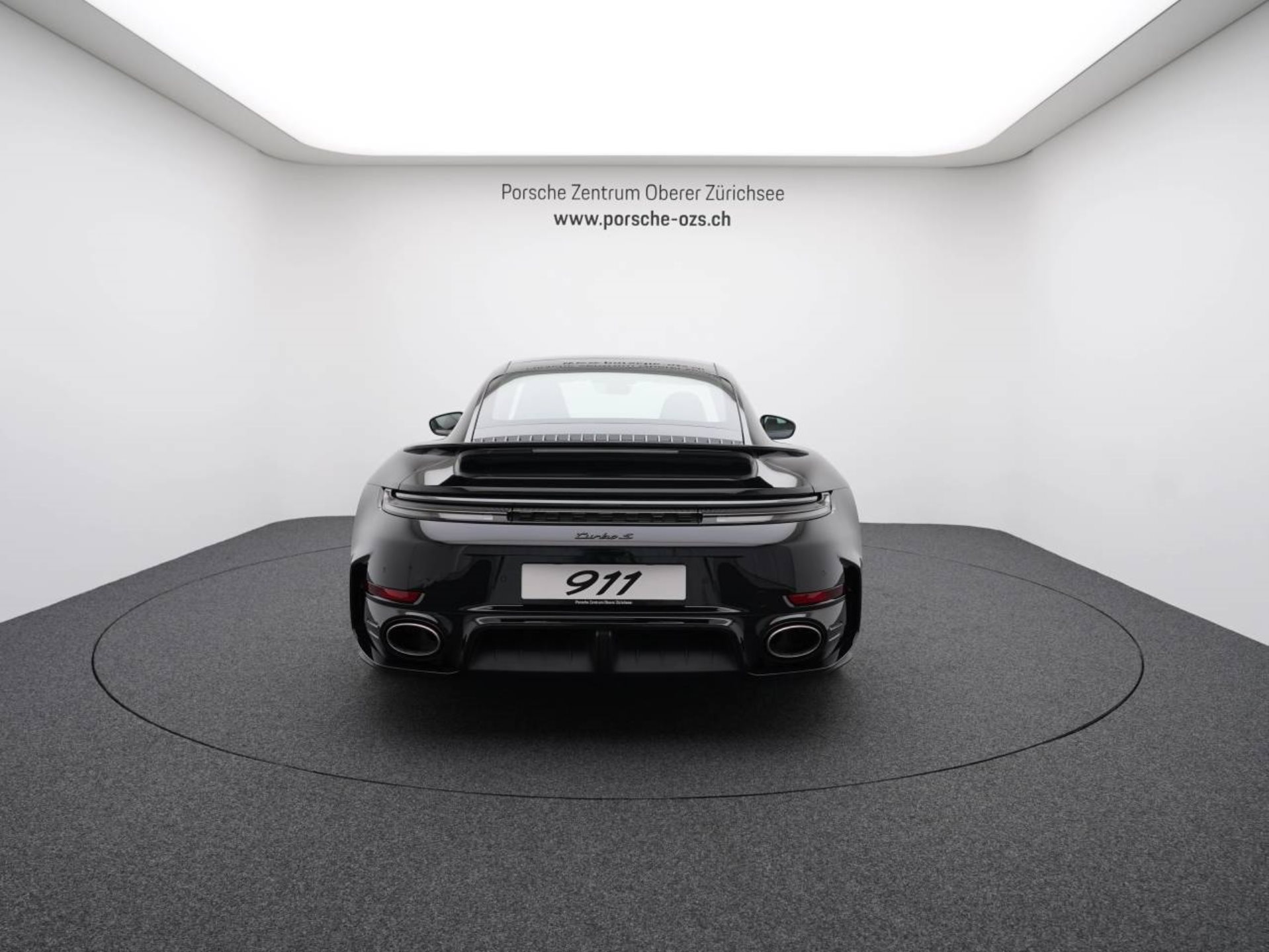 PORSCHE 911 Turbo S-image-5
