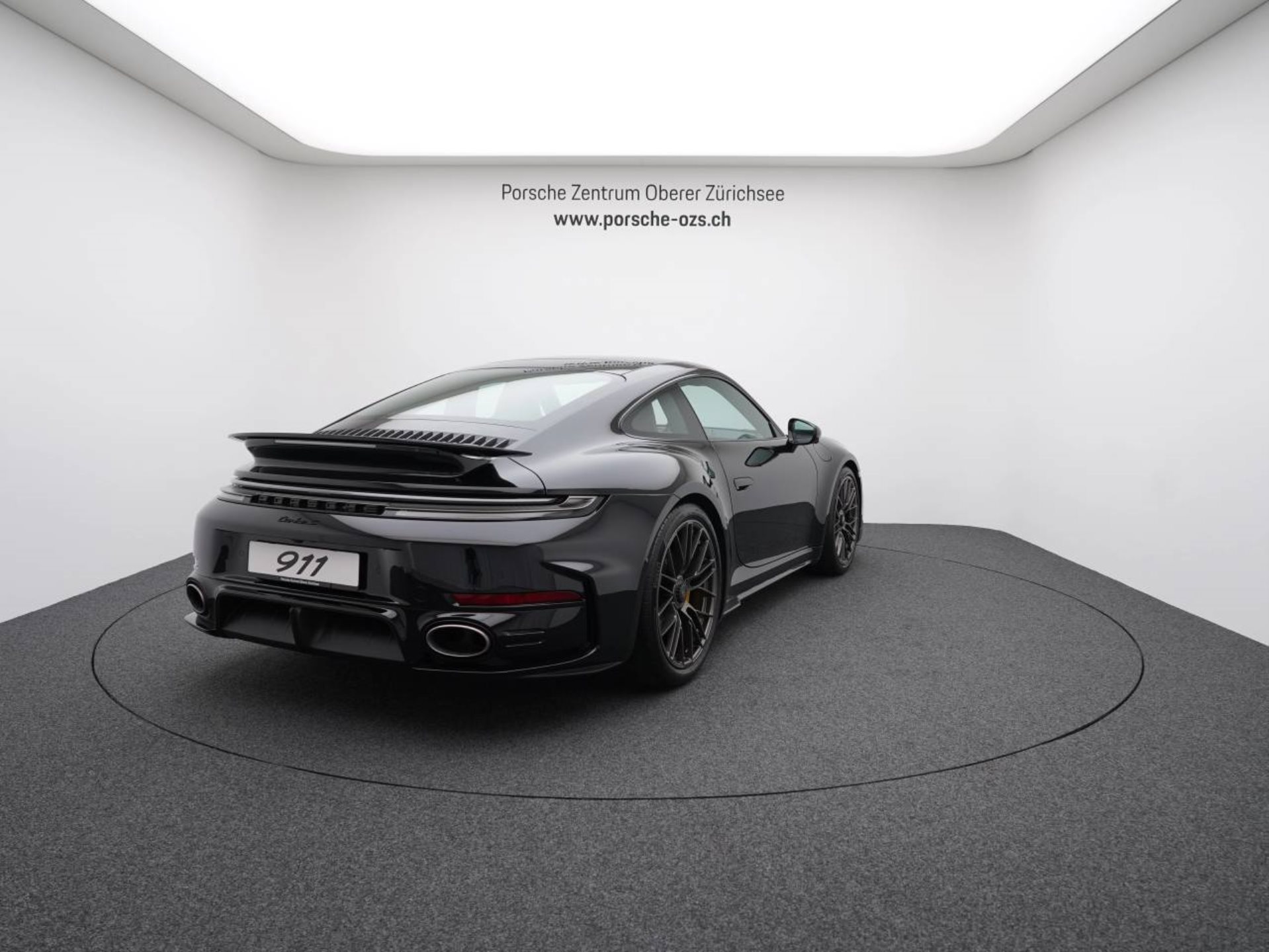PORSCHE 911 Turbo S-image-6