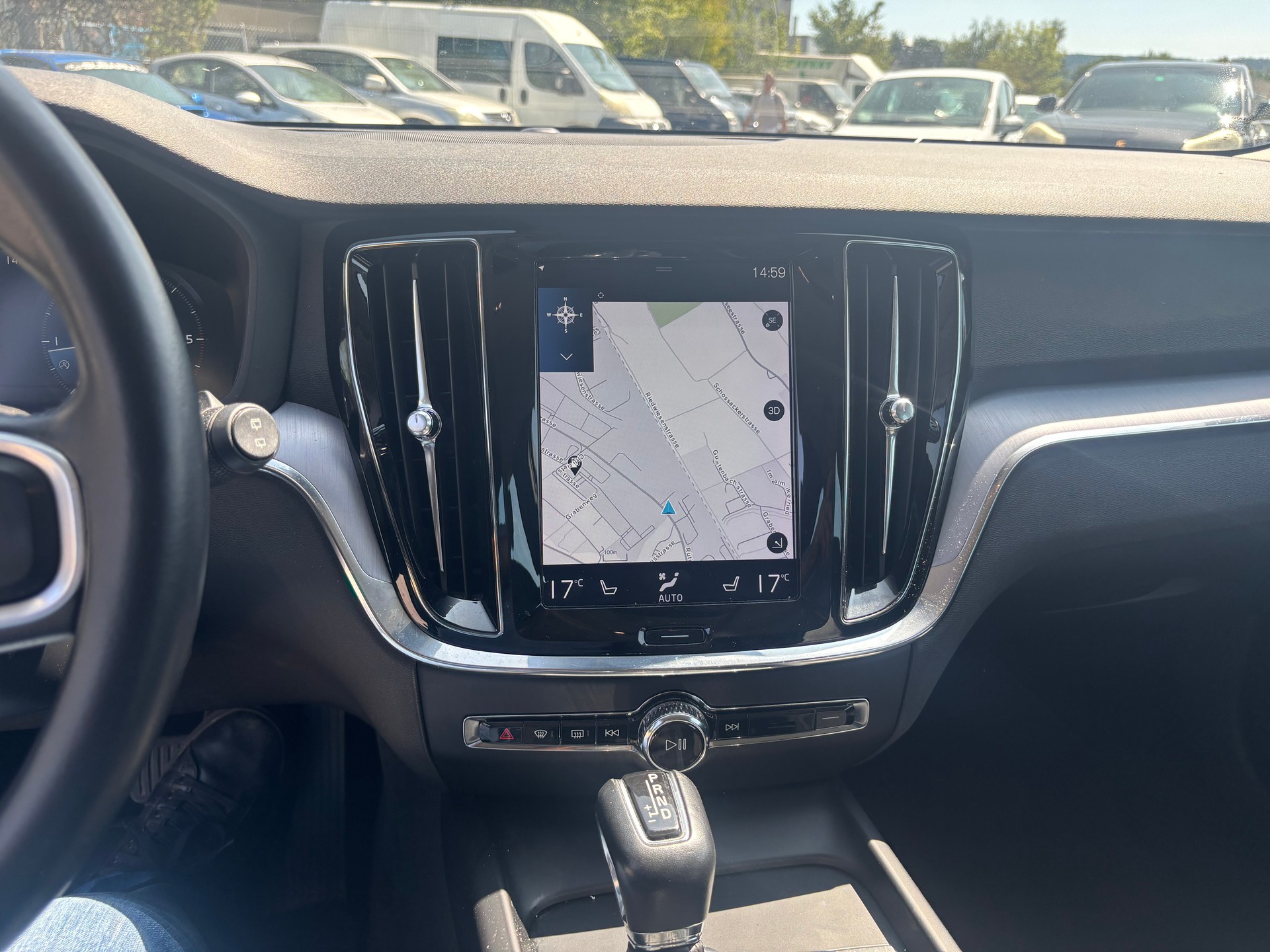 VOLVO V60 D4 Geartronic-image-10