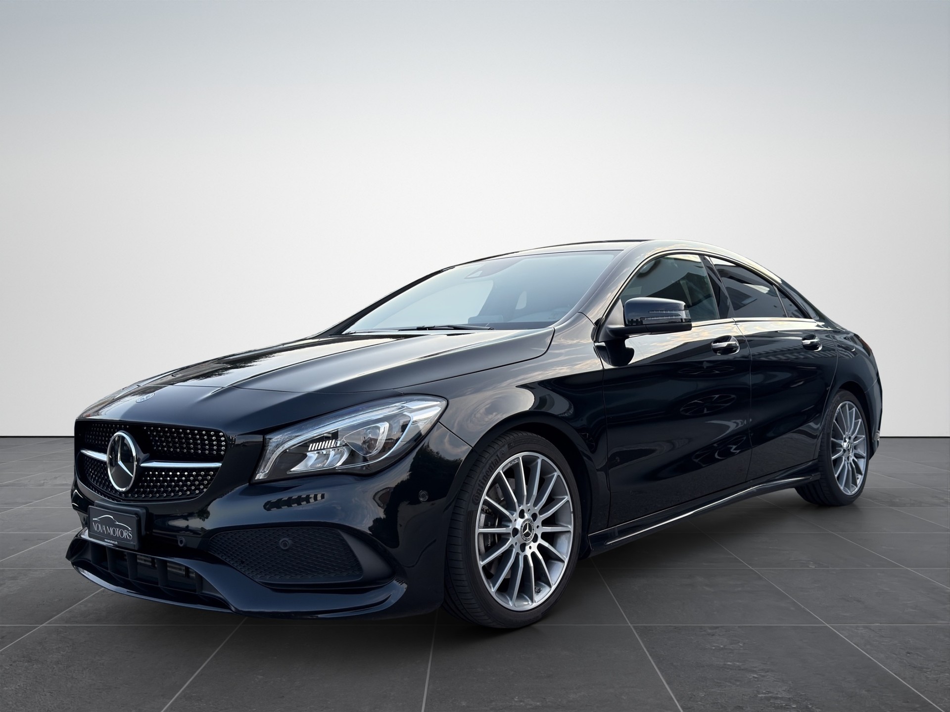 MERCEDES-BENZ CLA 220 AMG Line 4Matic 7G-DCT-image-0