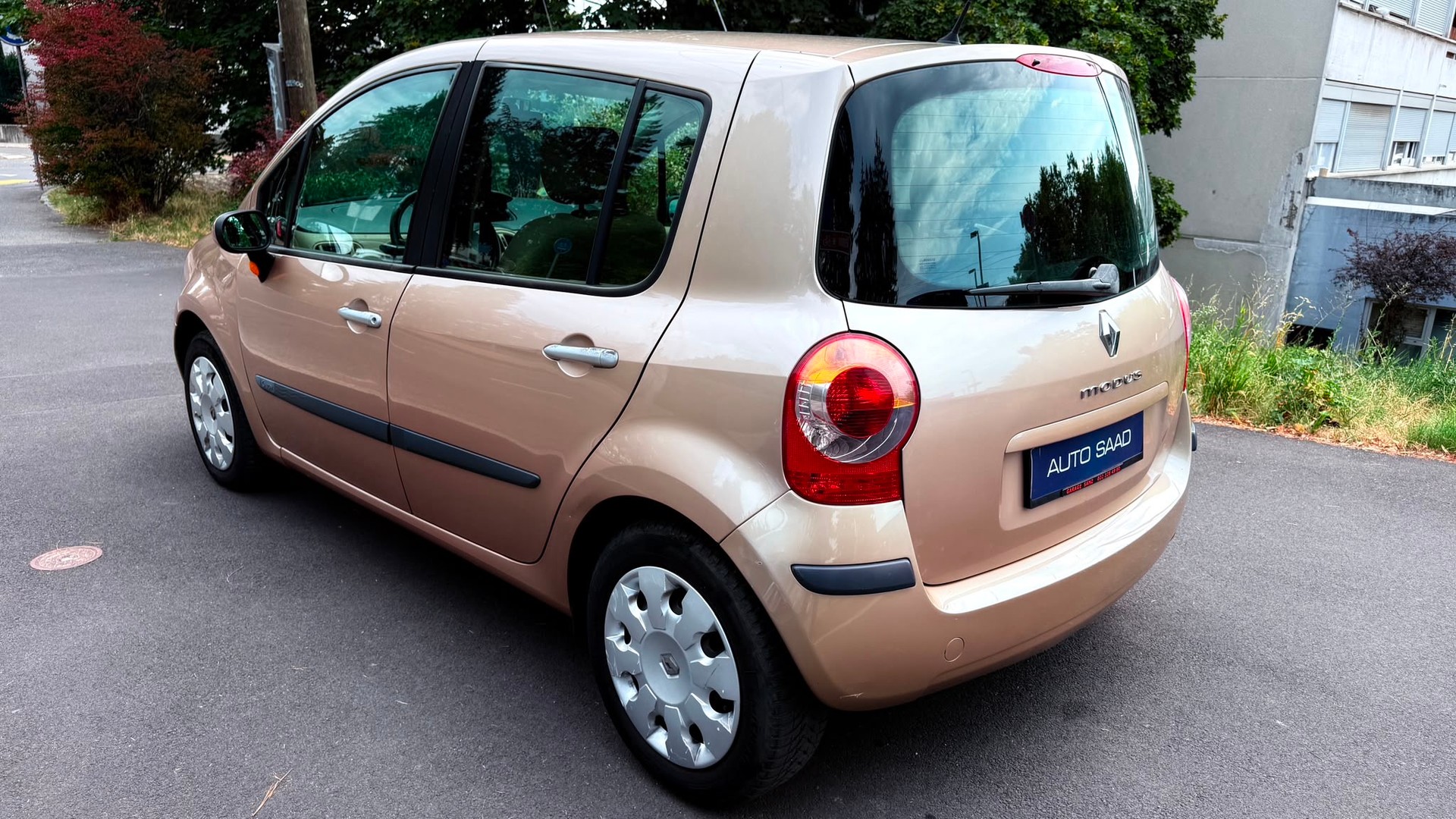 RENAULT Modus 1.6 16V Dynamique Luxe-image-4