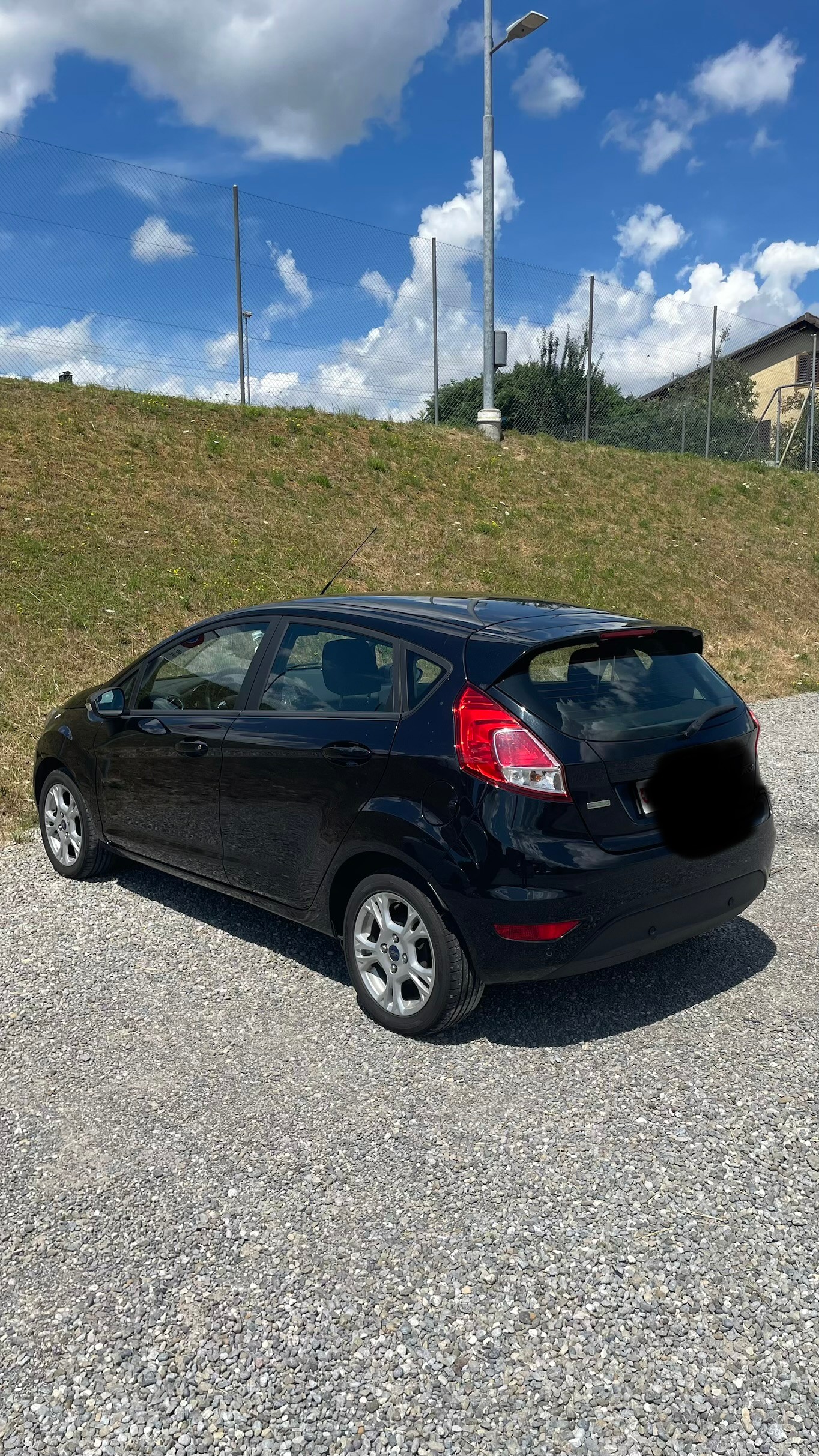 FORD 1.0 EcoB 100 Titanium-image-3