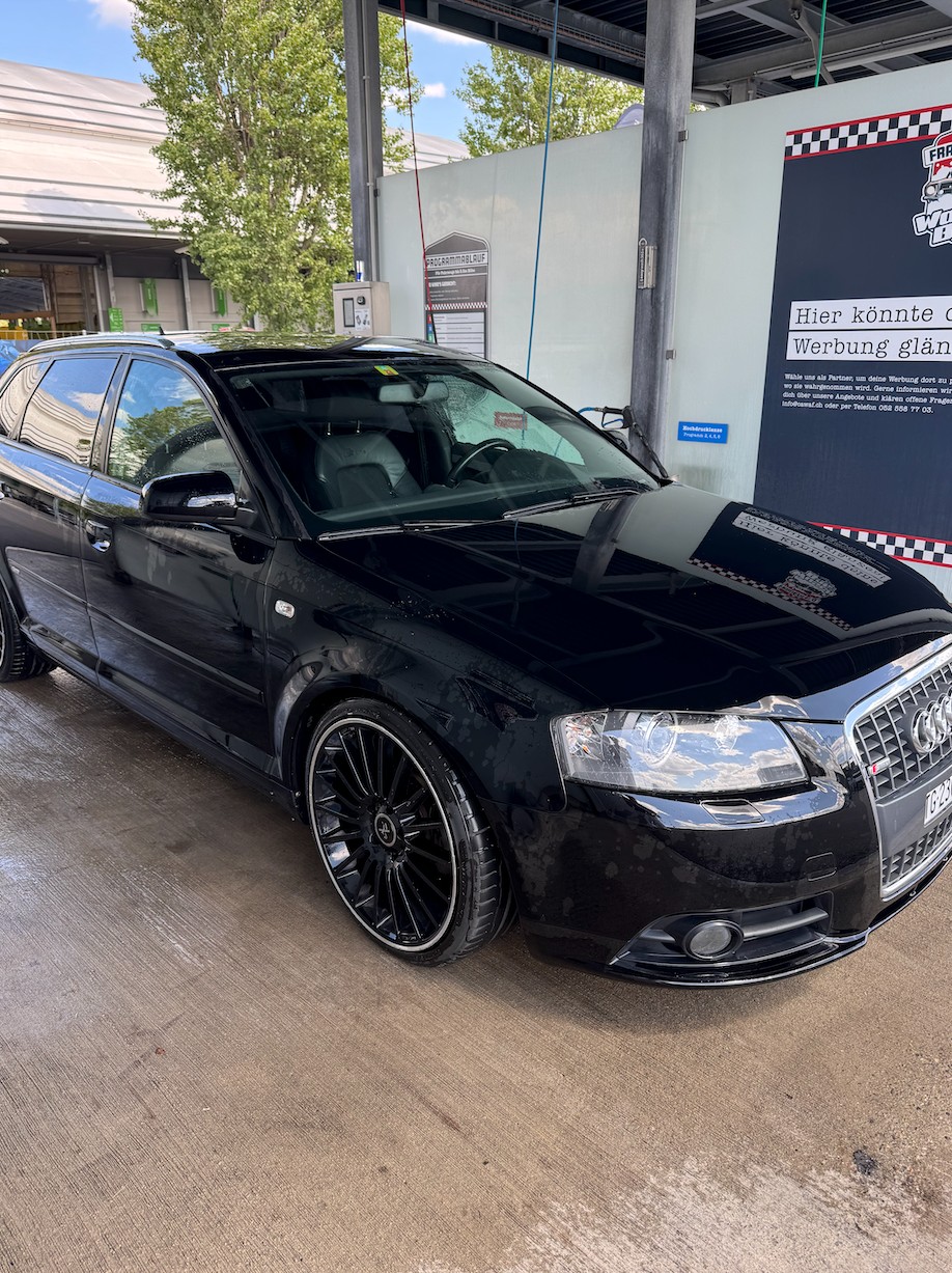AUDI 2.0 TFSI S line-image-0