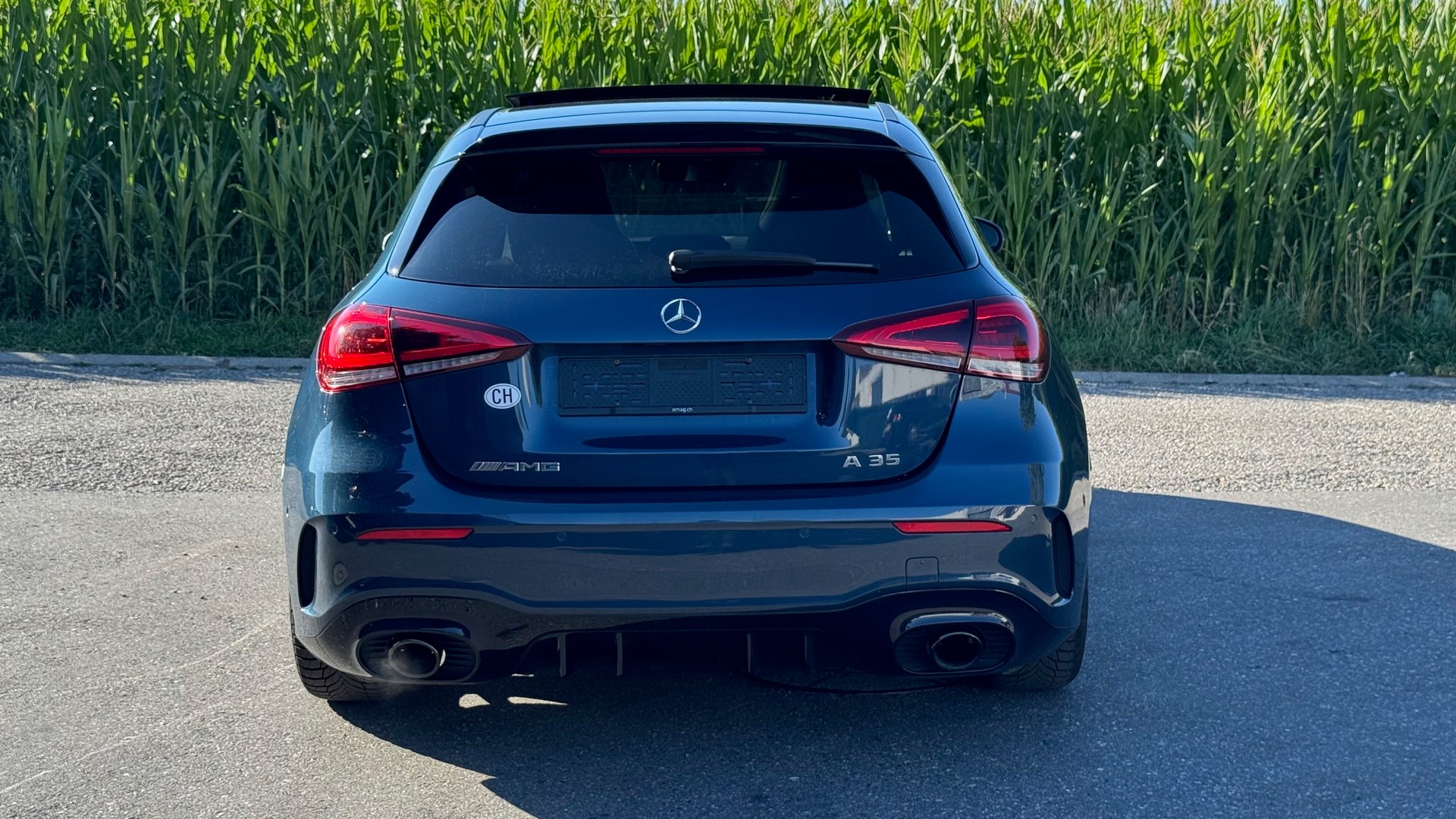 MERCEDES-BENZ A 35 AMG 4Matic Speedshift-image-3
