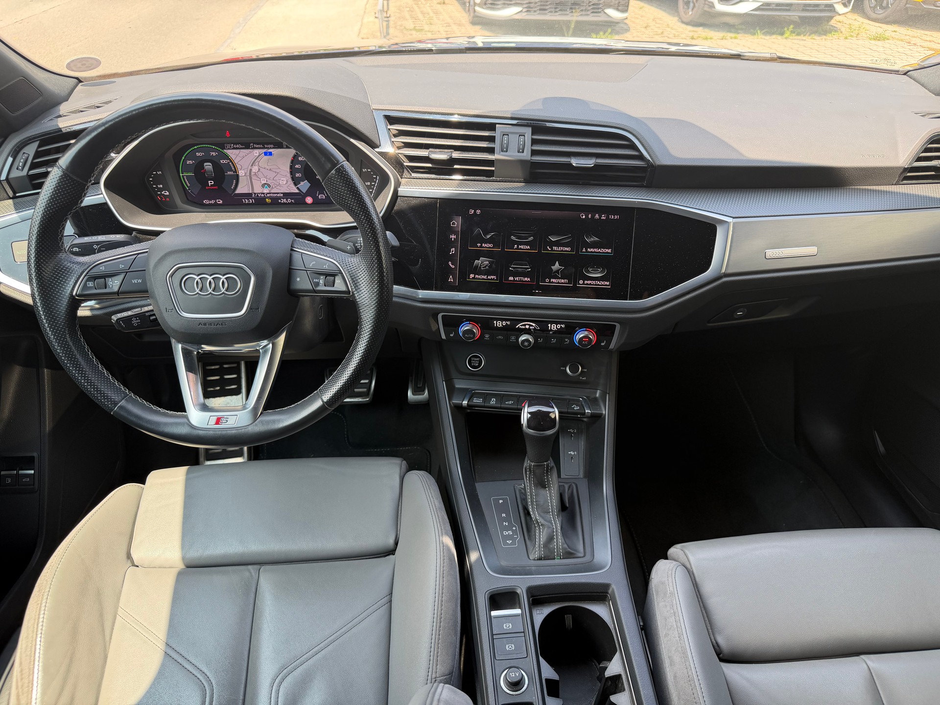AUDI Q3 Sportback 45 TFSI e S line S-tronic-image-10