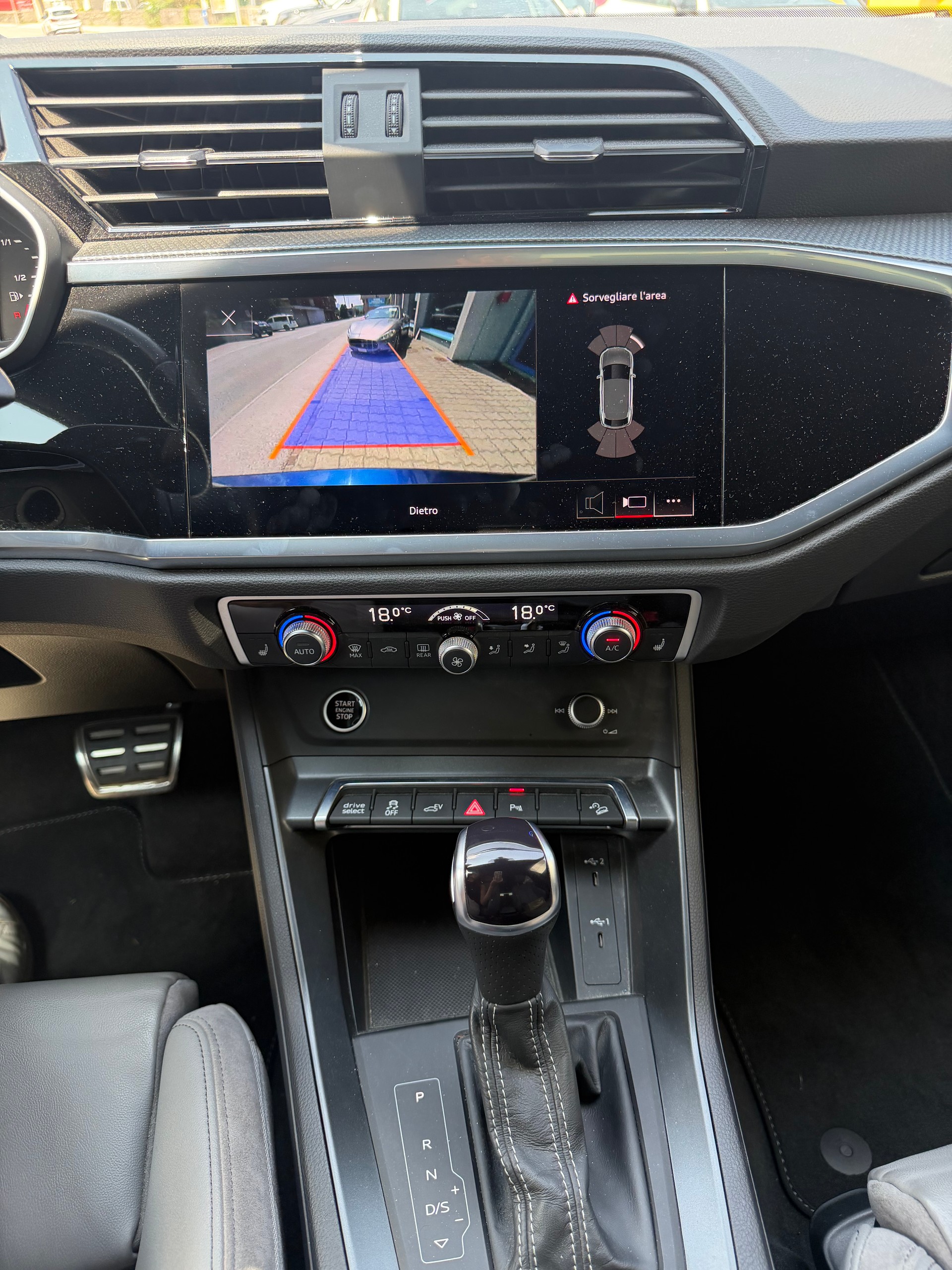 AUDI Q3 Sportback 45 TFSI e S line S-tronic-image-12