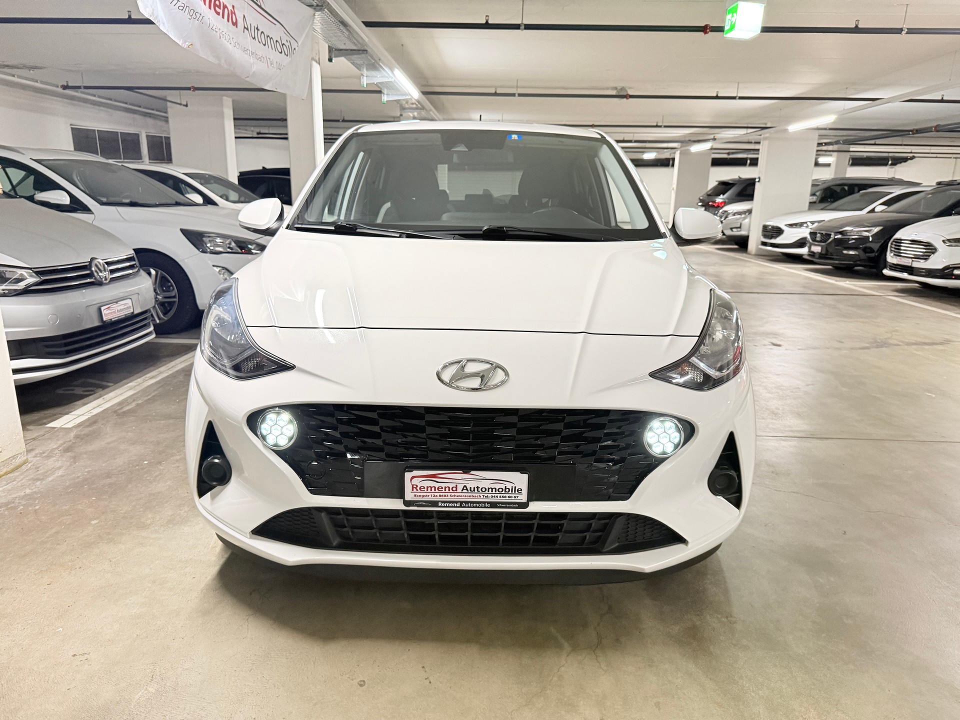 HYUNDAI i10 1.2 Amplia Automat RF-Kamera-image-2