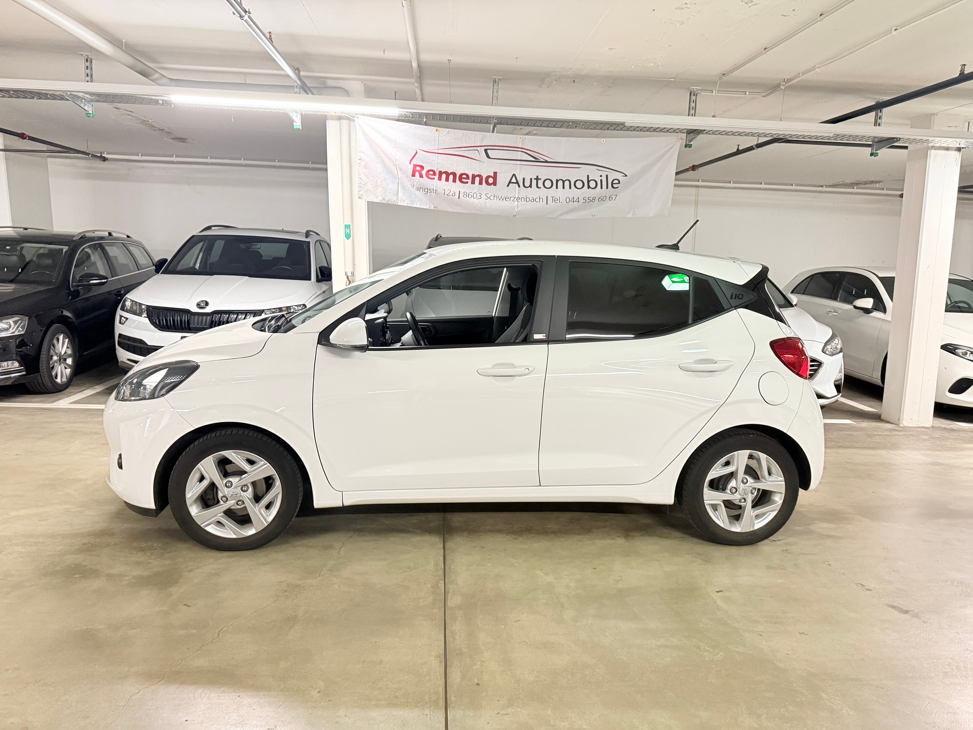 HYUNDAI i10 1.2 Amplia Automat RF-Kamera-image-3