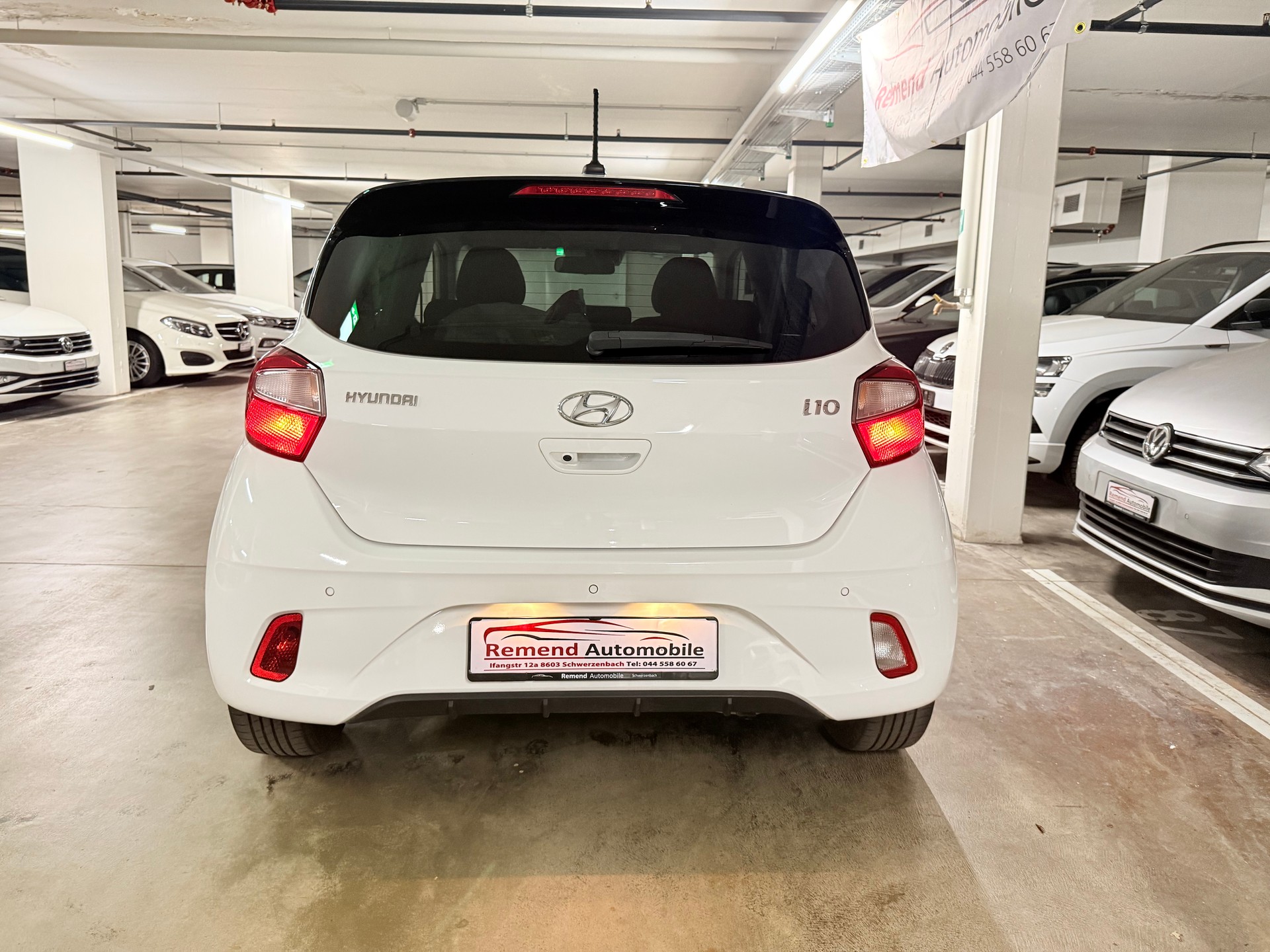 HYUNDAI i10 1.2 Amplia Automat RF-Kamera-image-5