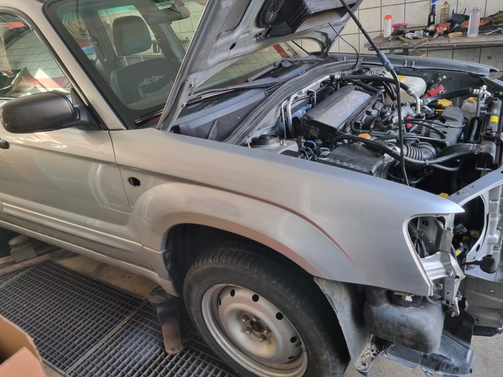 SUBARU Forester 2.0XT Automatic-image-2