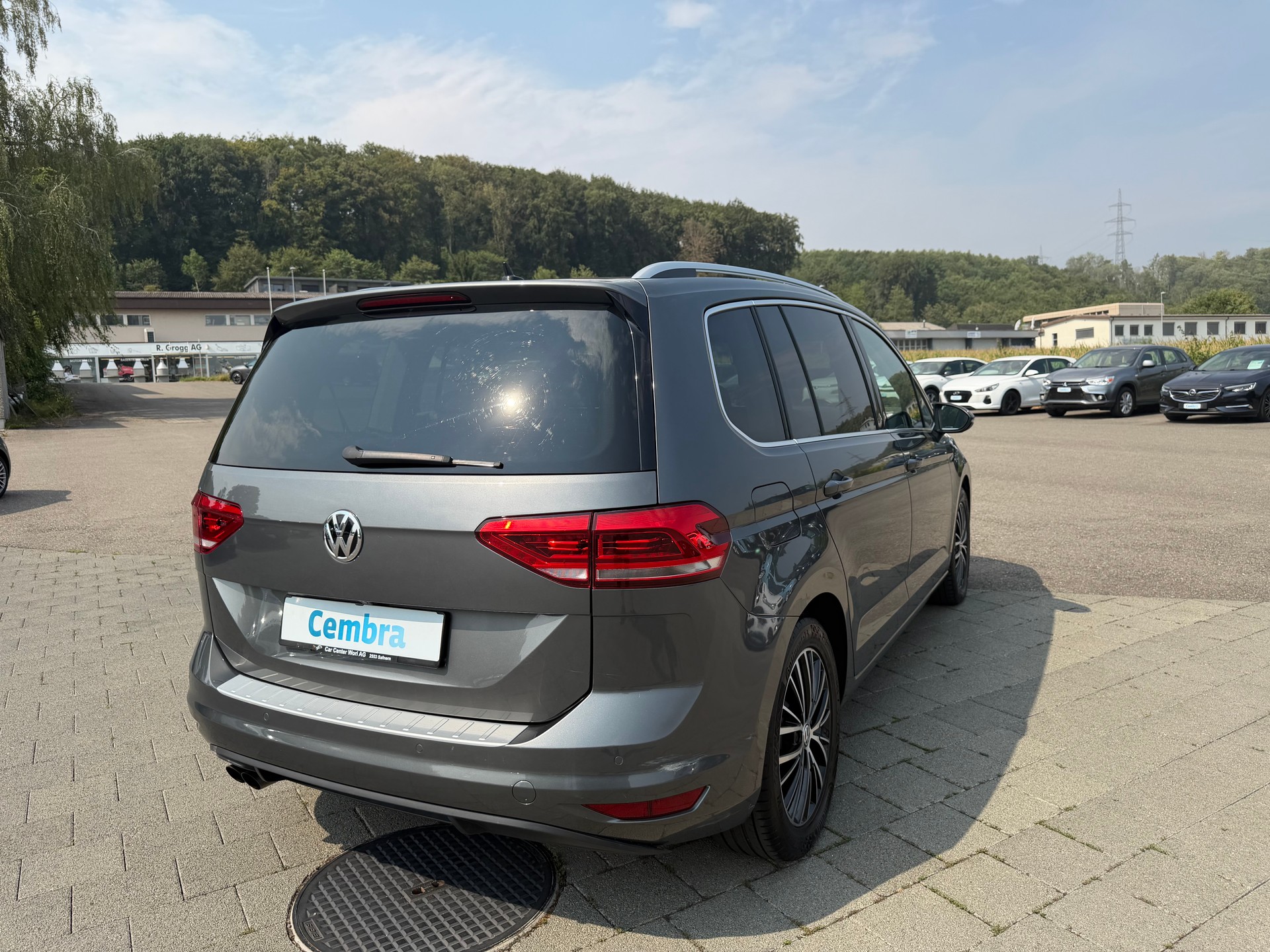 VW Touran 1.8 TSI BlueMotion Technology Highline DSG-image-6