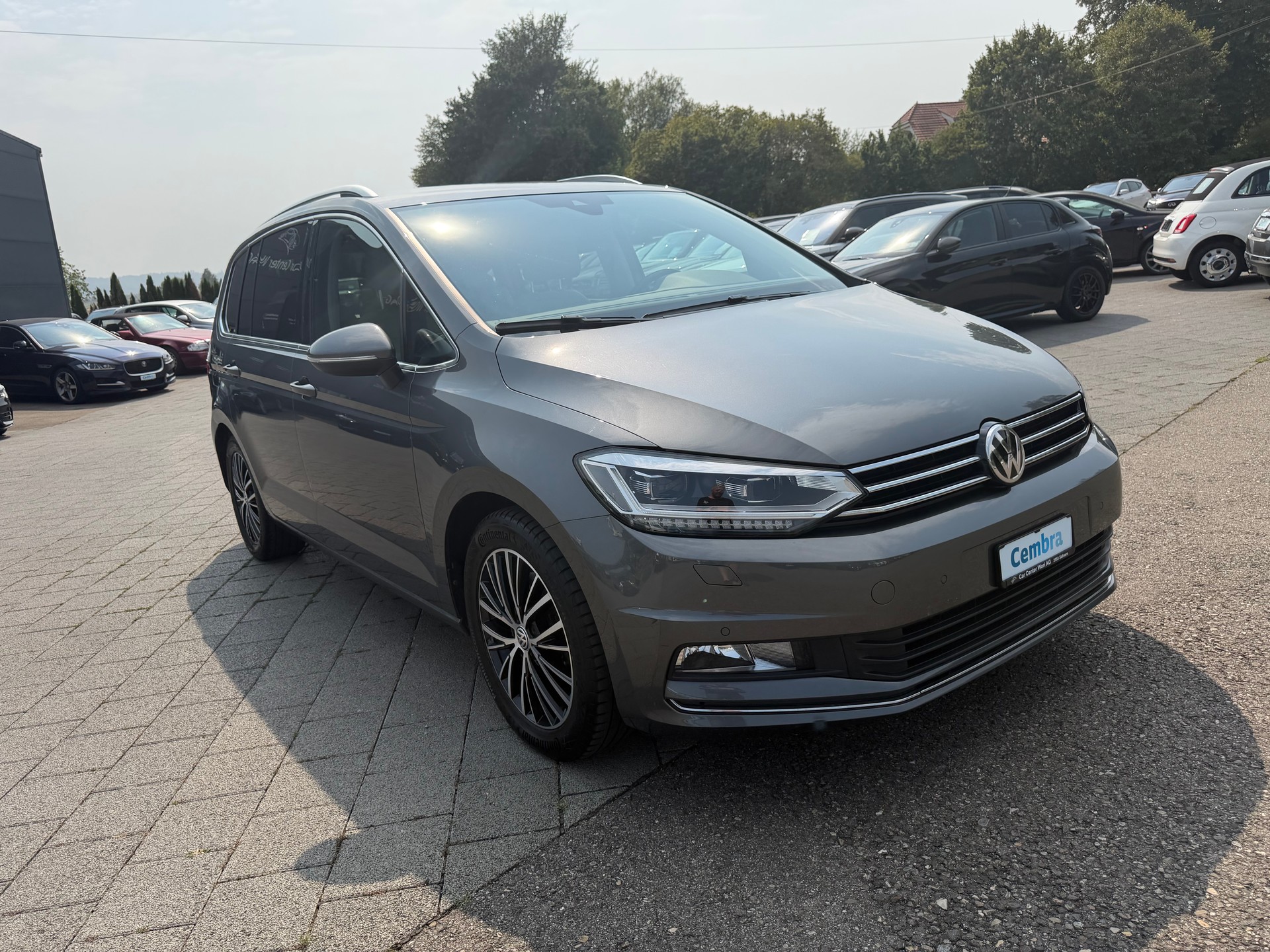 VW Touran 1.8 TSI BlueMotion Technology Highline DSG-image-8