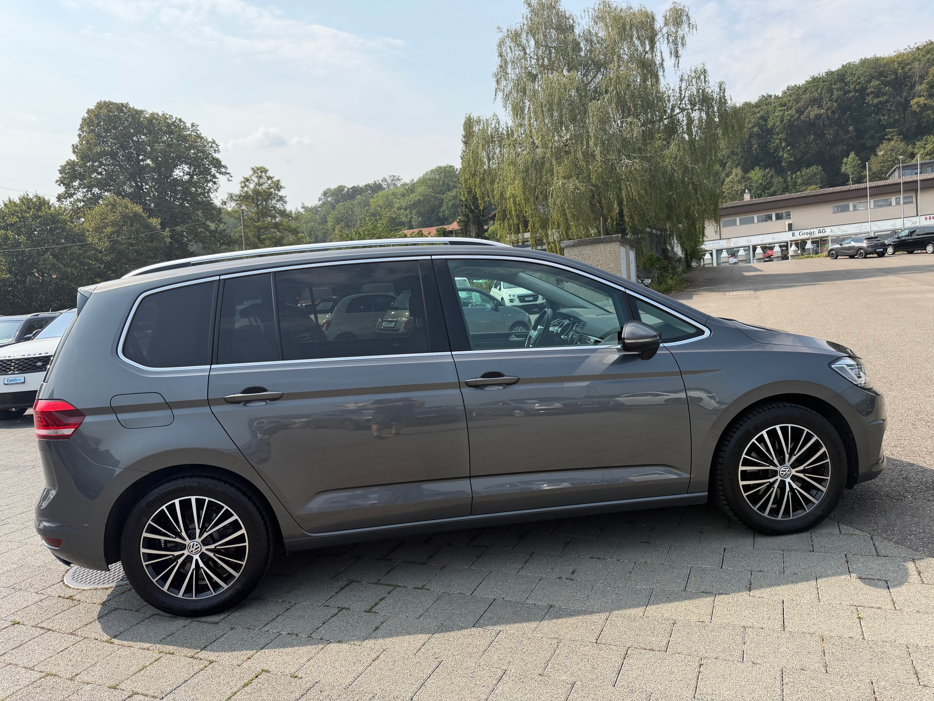 VW Touran 1.8 TSI BlueMotion Technology Highline DSG-image-7