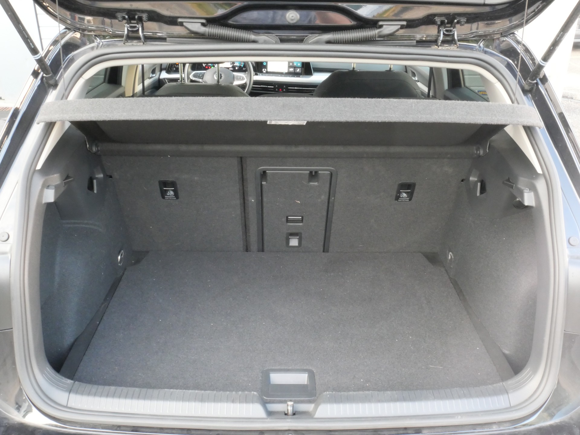 VW Golf 1.5 e TSI ACT Selection DSG *CH-Auslieferung, Head-Up Display*-image-7