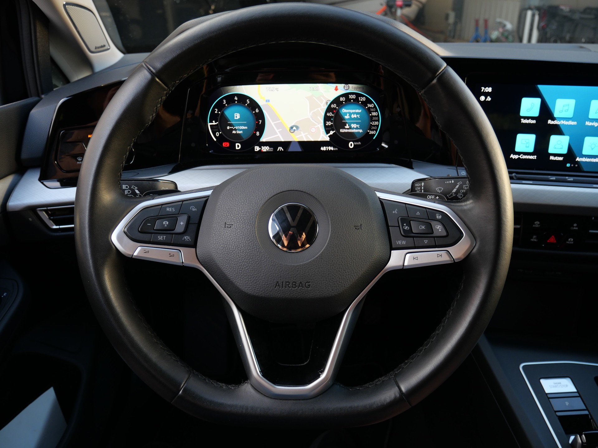 VW Golf 1.5 e TSI ACT Selection DSG *CH-Auslieferung, Head-Up Display*-image-26
