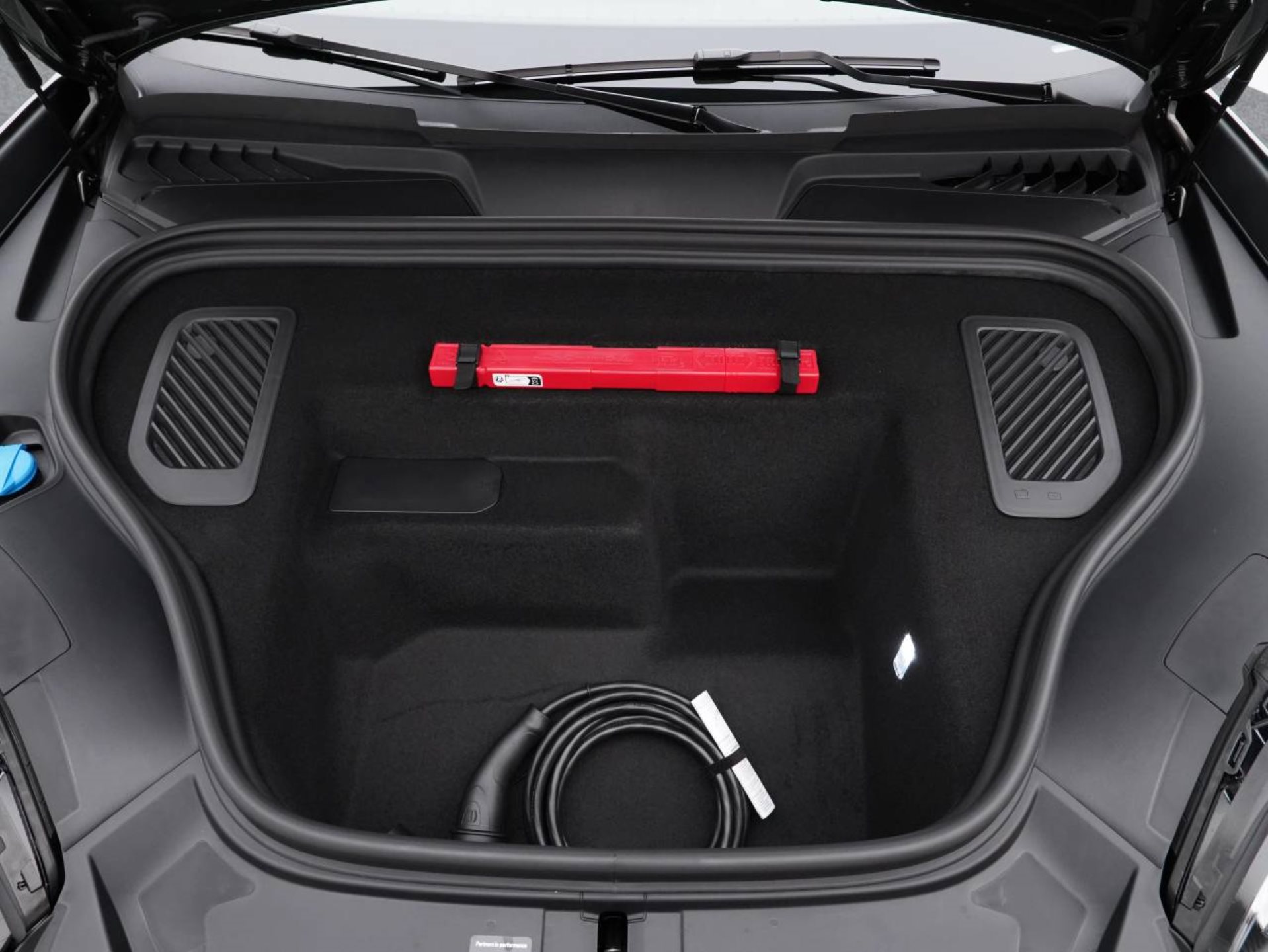 PORSCHE Macan 4-image-29