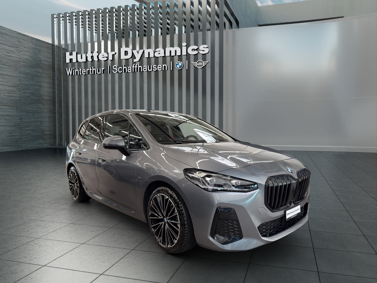 BMW 218d Active Tourer M Sportpaket-image-2