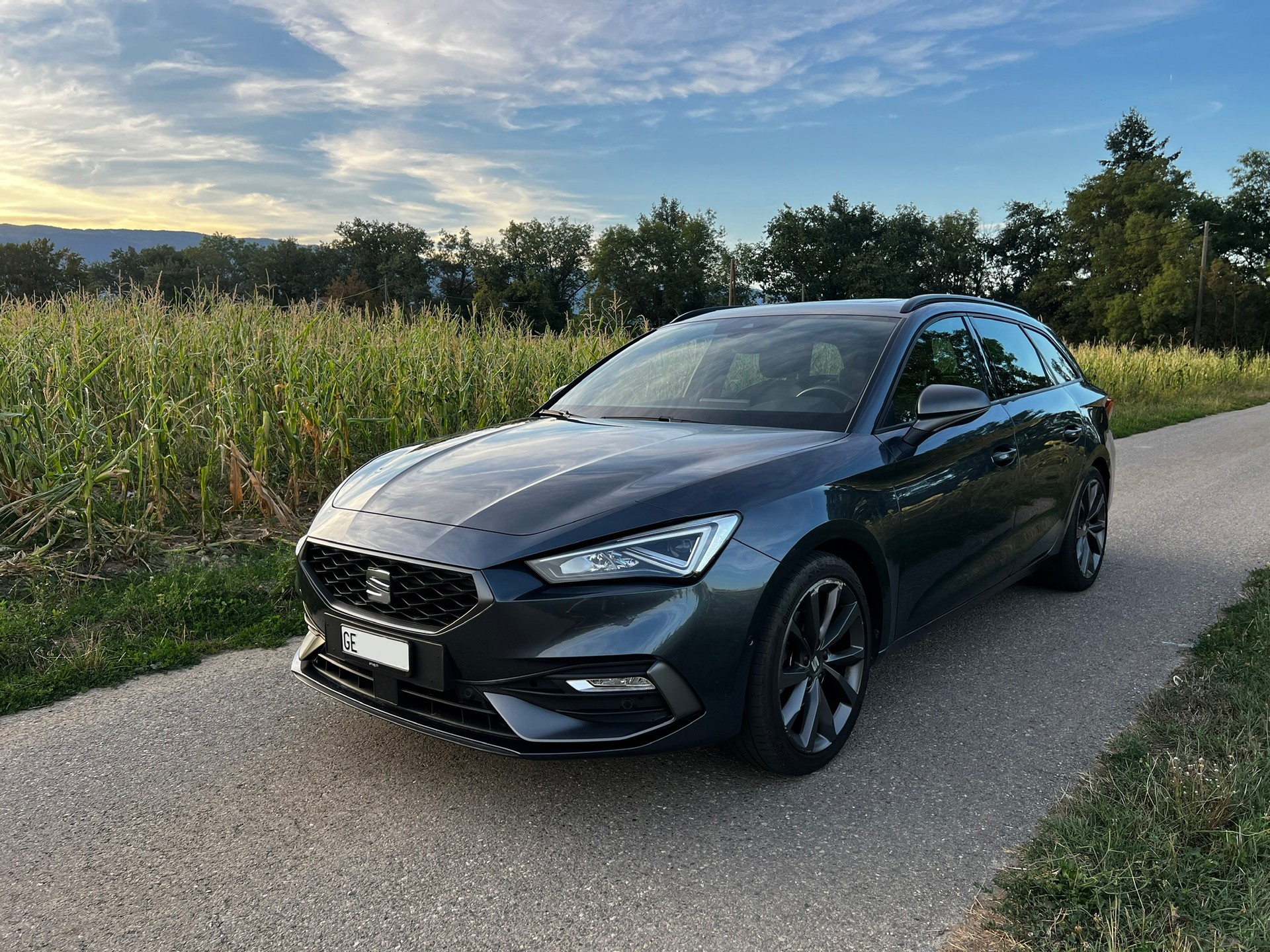 SEAT 1.5 eTSI FR DSG-image-0