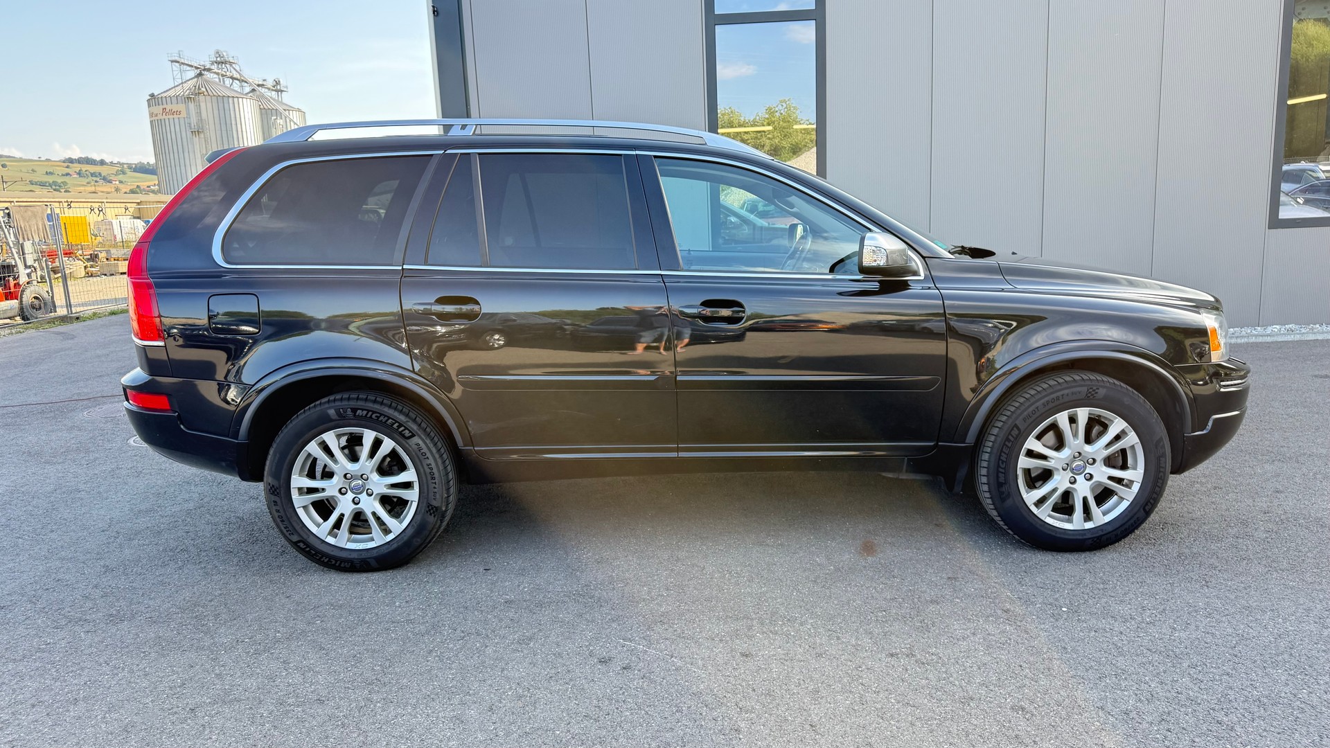 VOLVO XC90 D5 AWD Summum Geartronic-image-3