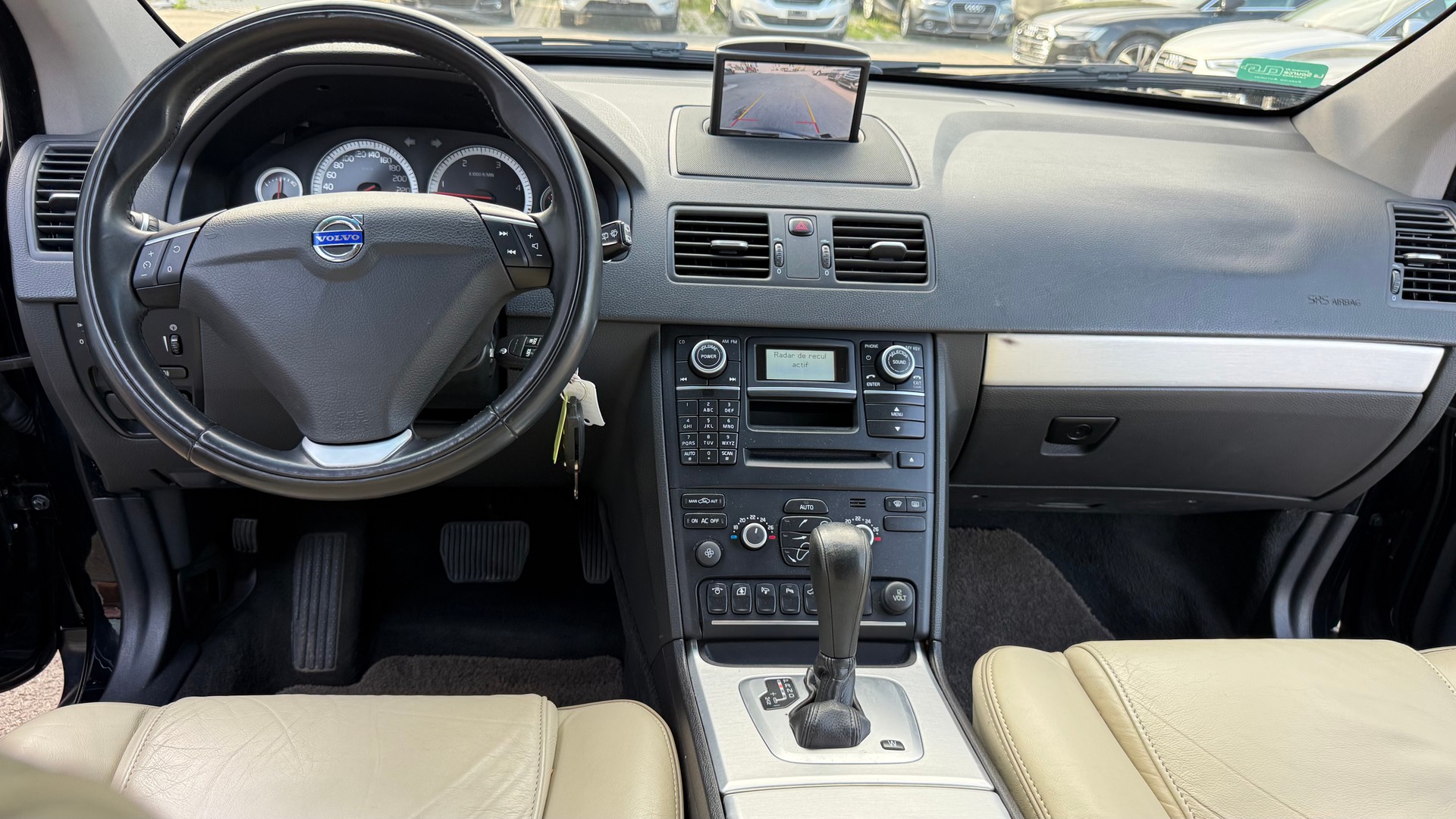 VOLVO XC90 D5 AWD Summum Geartronic-image-9