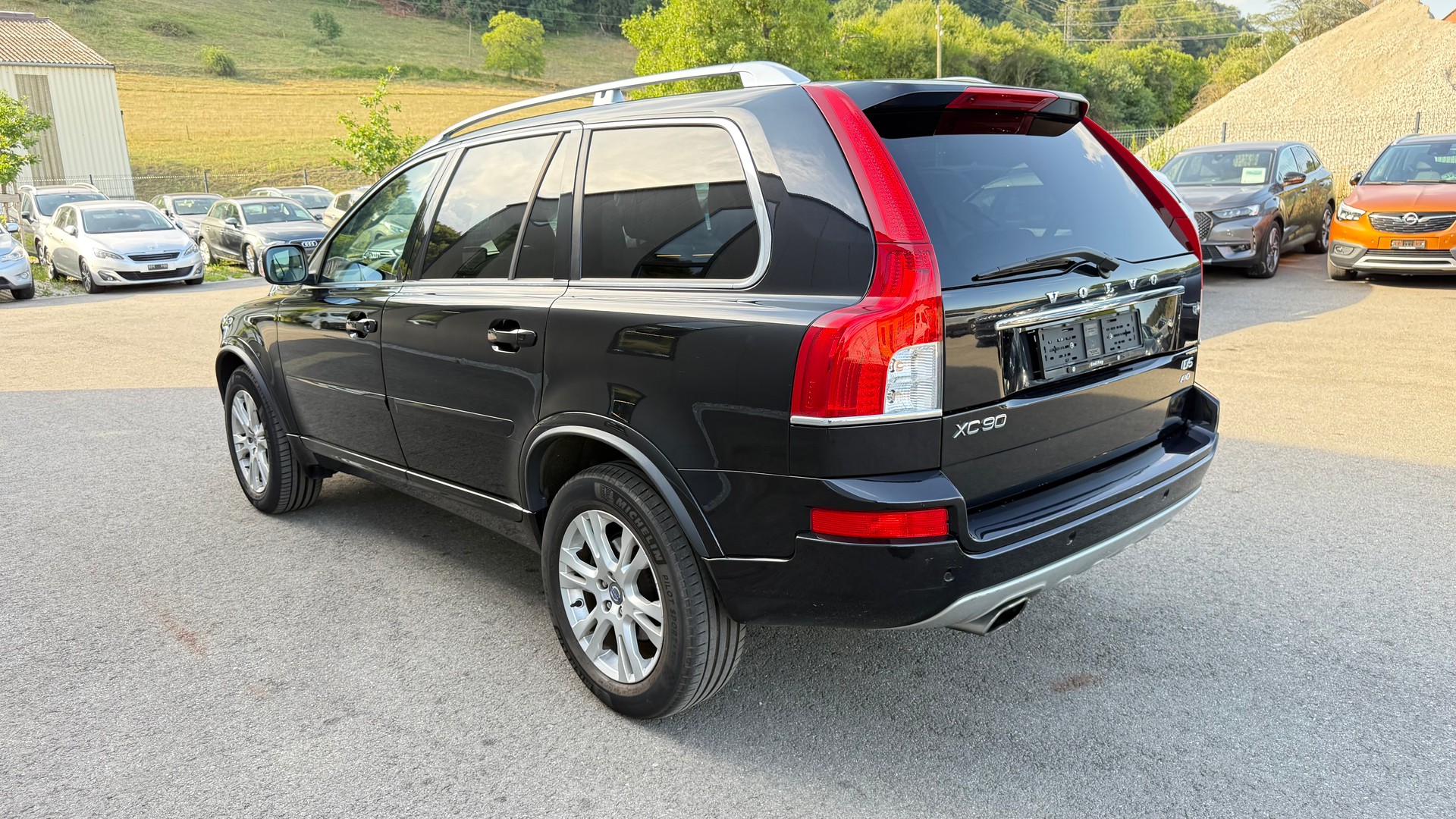 VOLVO XC90 D5 AWD Summum Geartronic-image-8