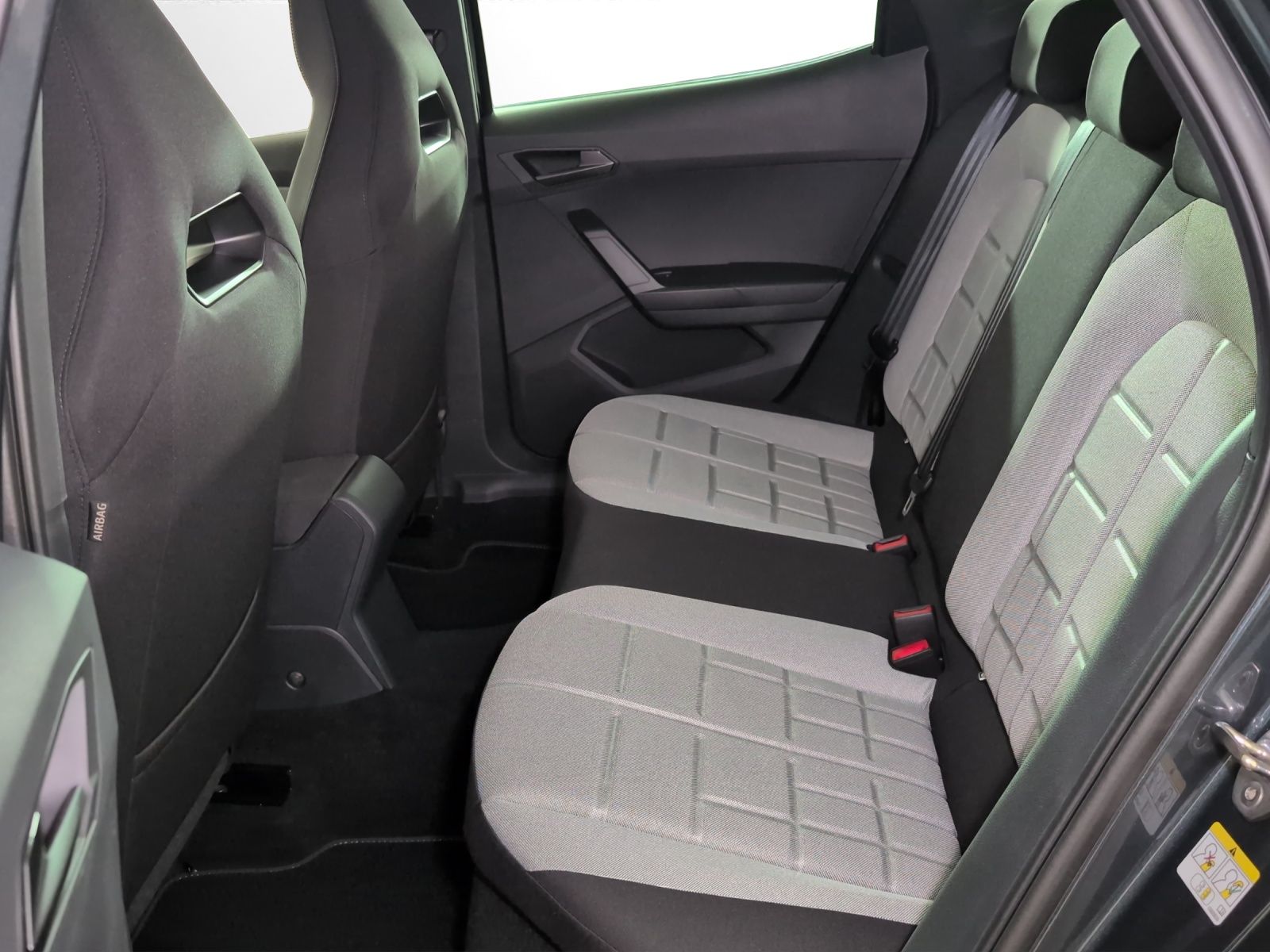 SEAT Arona 1.5 Eco TSI Move FR DSG-image-7