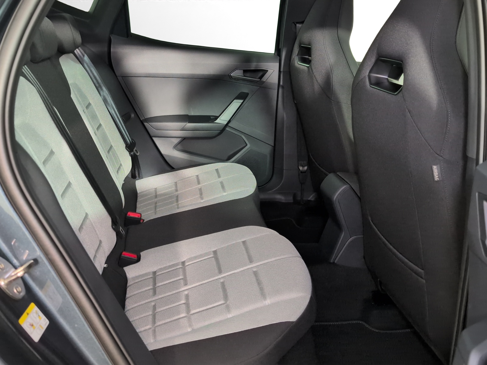 SEAT Arona 1.5 Eco TSI Move FR DSG-image-8