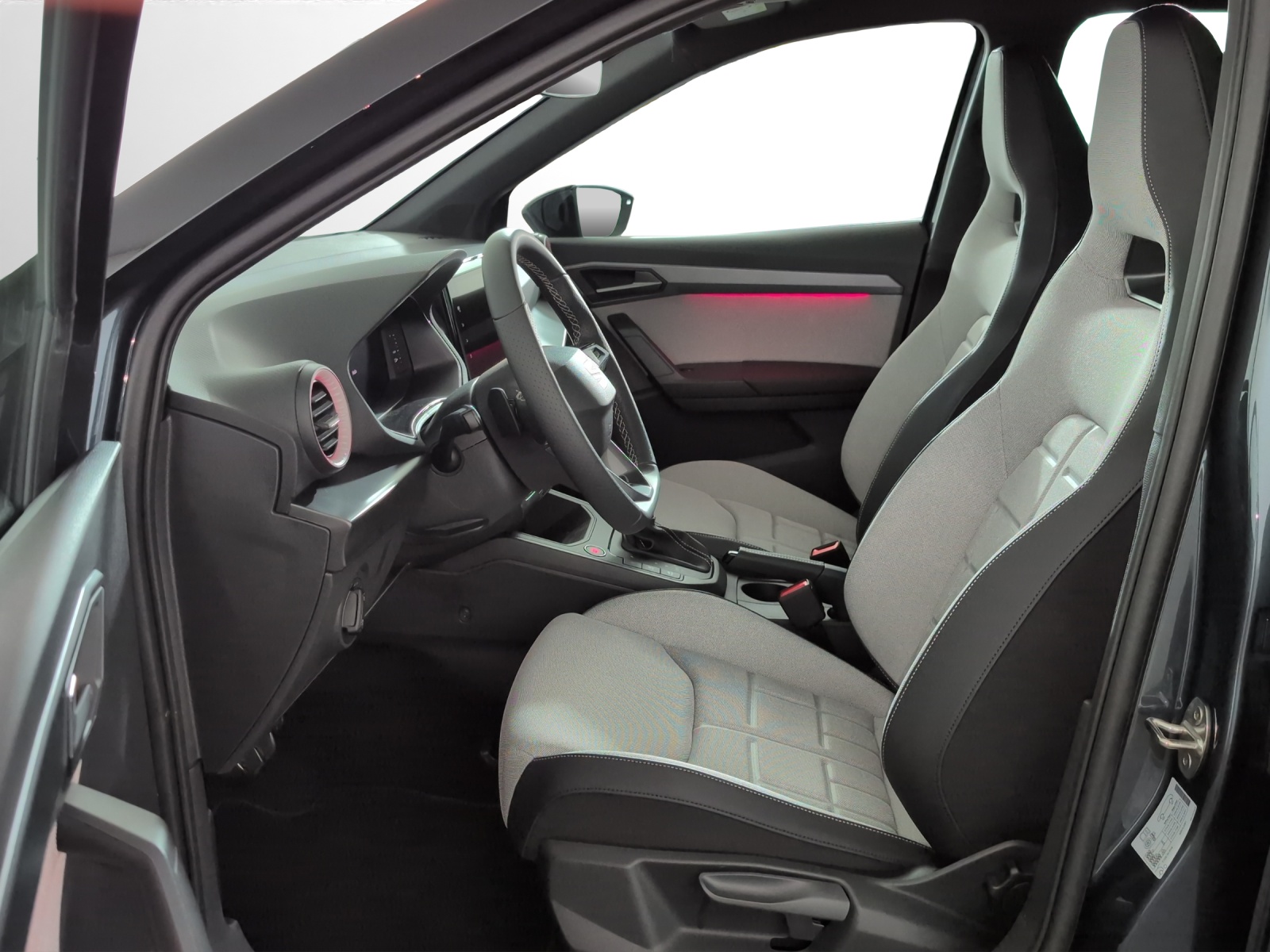 SEAT Arona 1.5 Eco TSI Move FR DSG-image-5