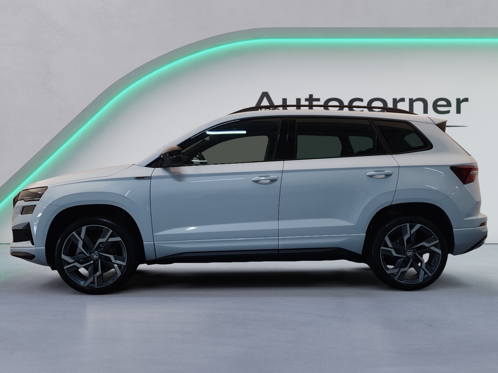 SKODA Karoq 1.5 TSI SportLine DSG-image-1