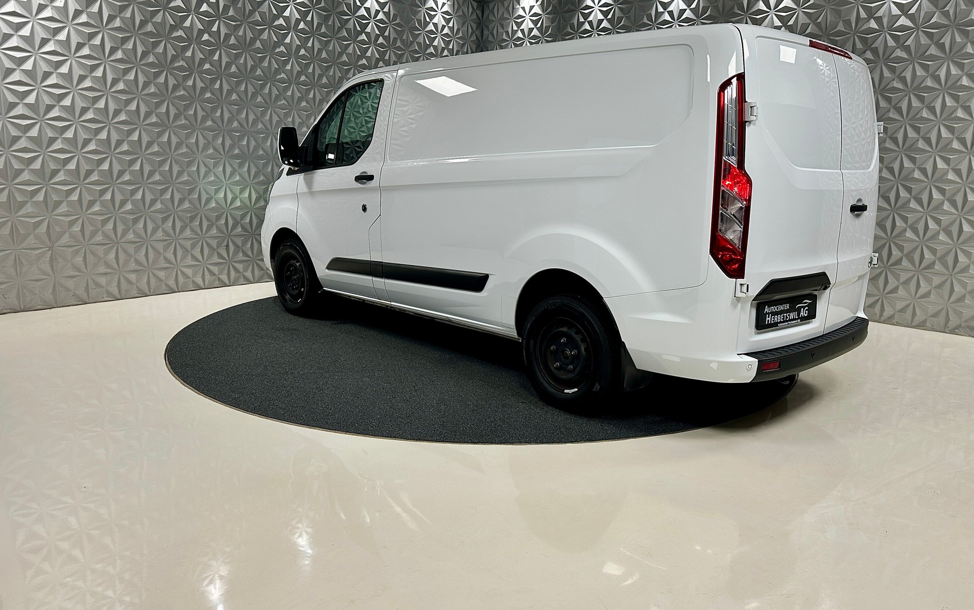 FORD Transit Custom Van 280 L1H1Trend-image-6