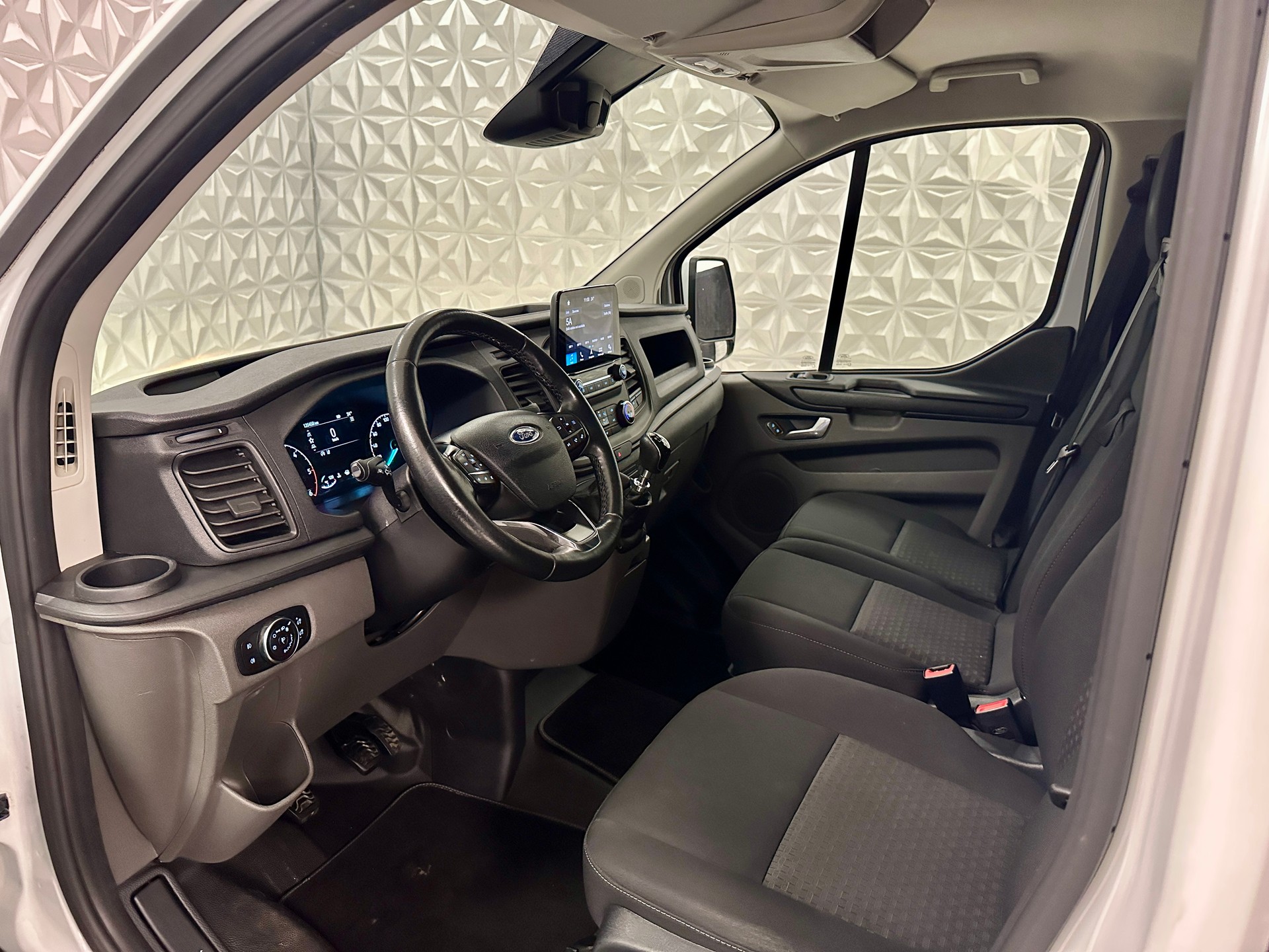 FORD Transit Custom Van 280 L1H1Trend-image-10