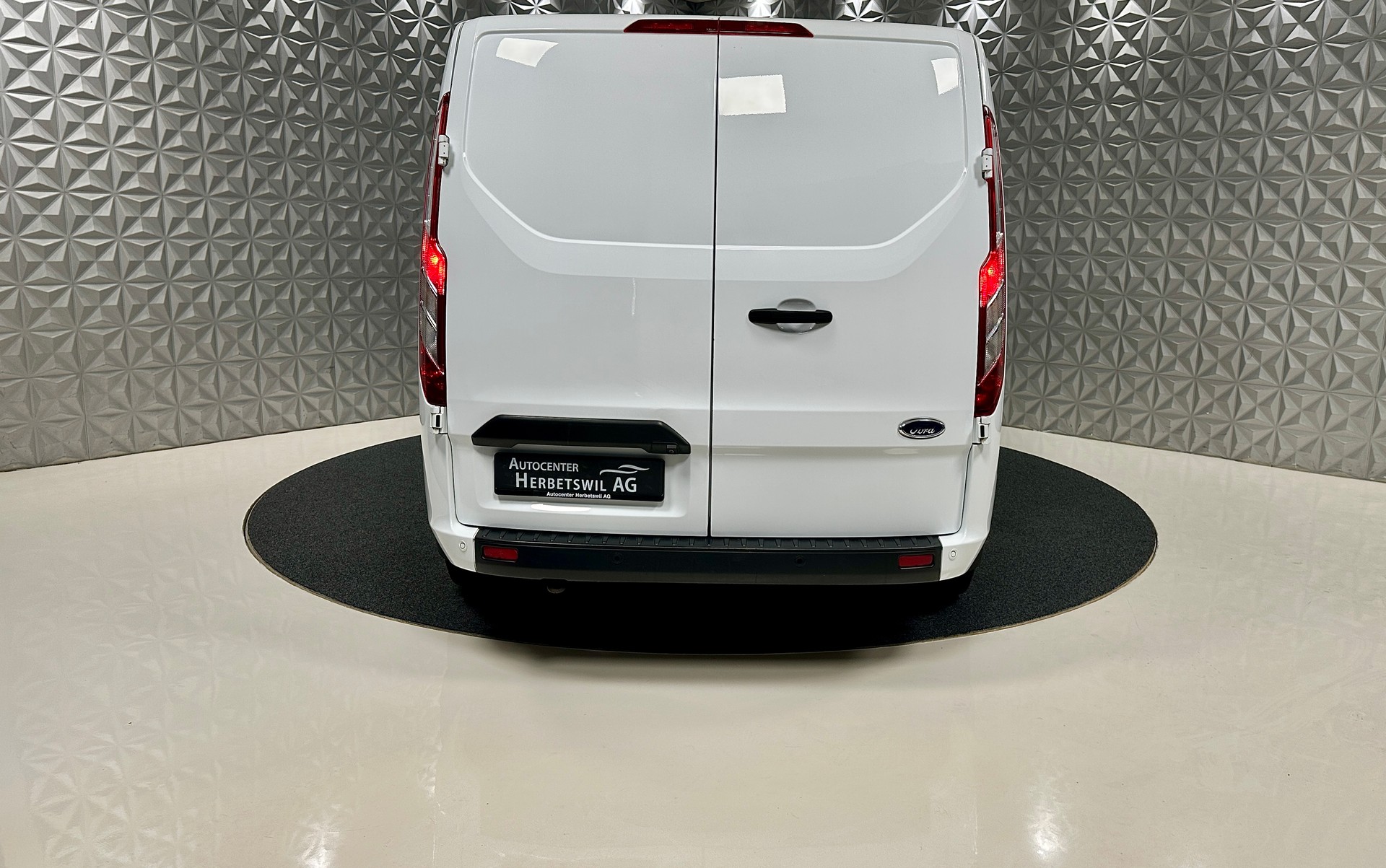 FORD Transit Custom Van 280 L1H1Trend-image-5