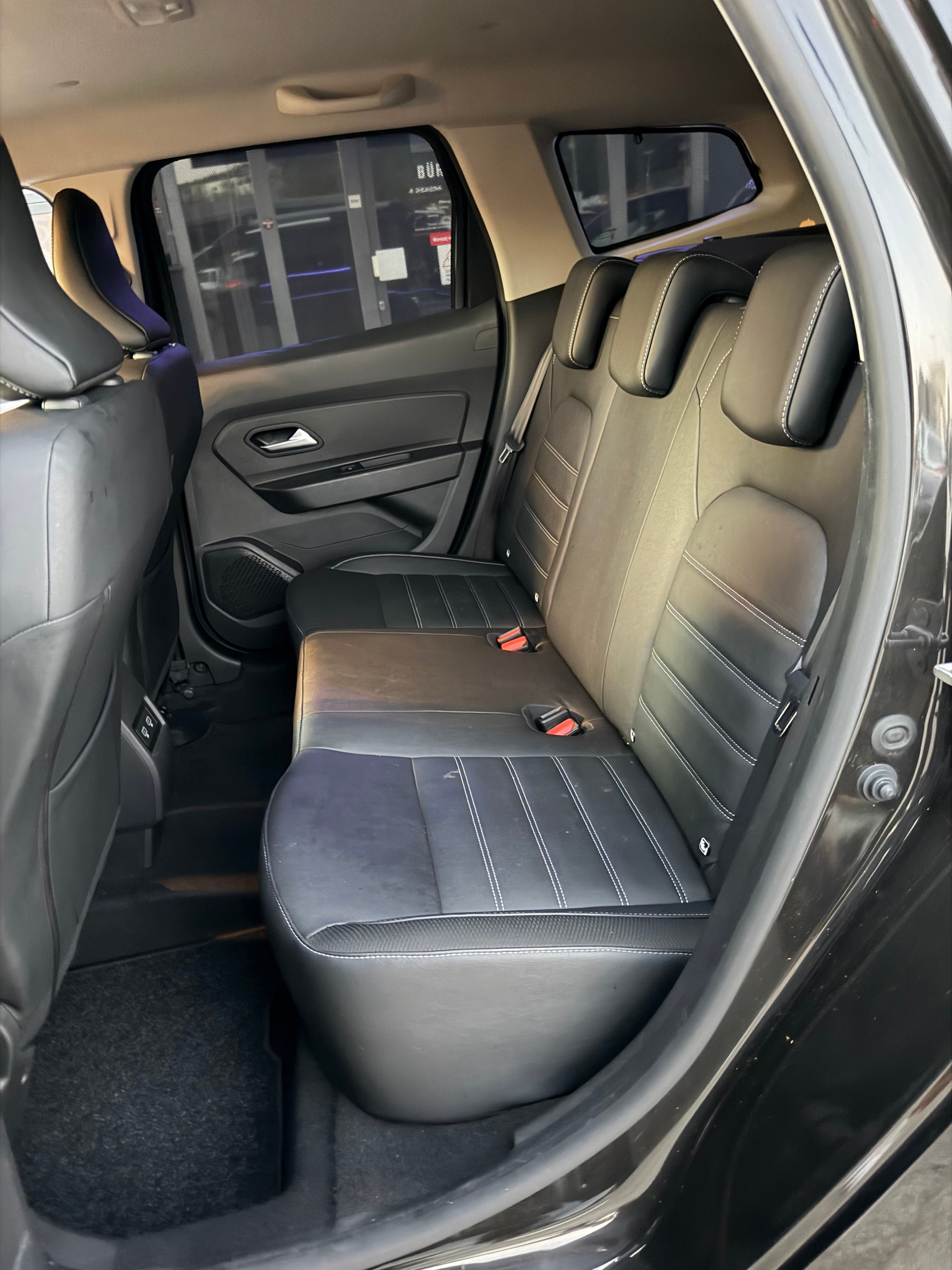 DACIA Duster TCe 150 Prestige EDC 4x2-image-16