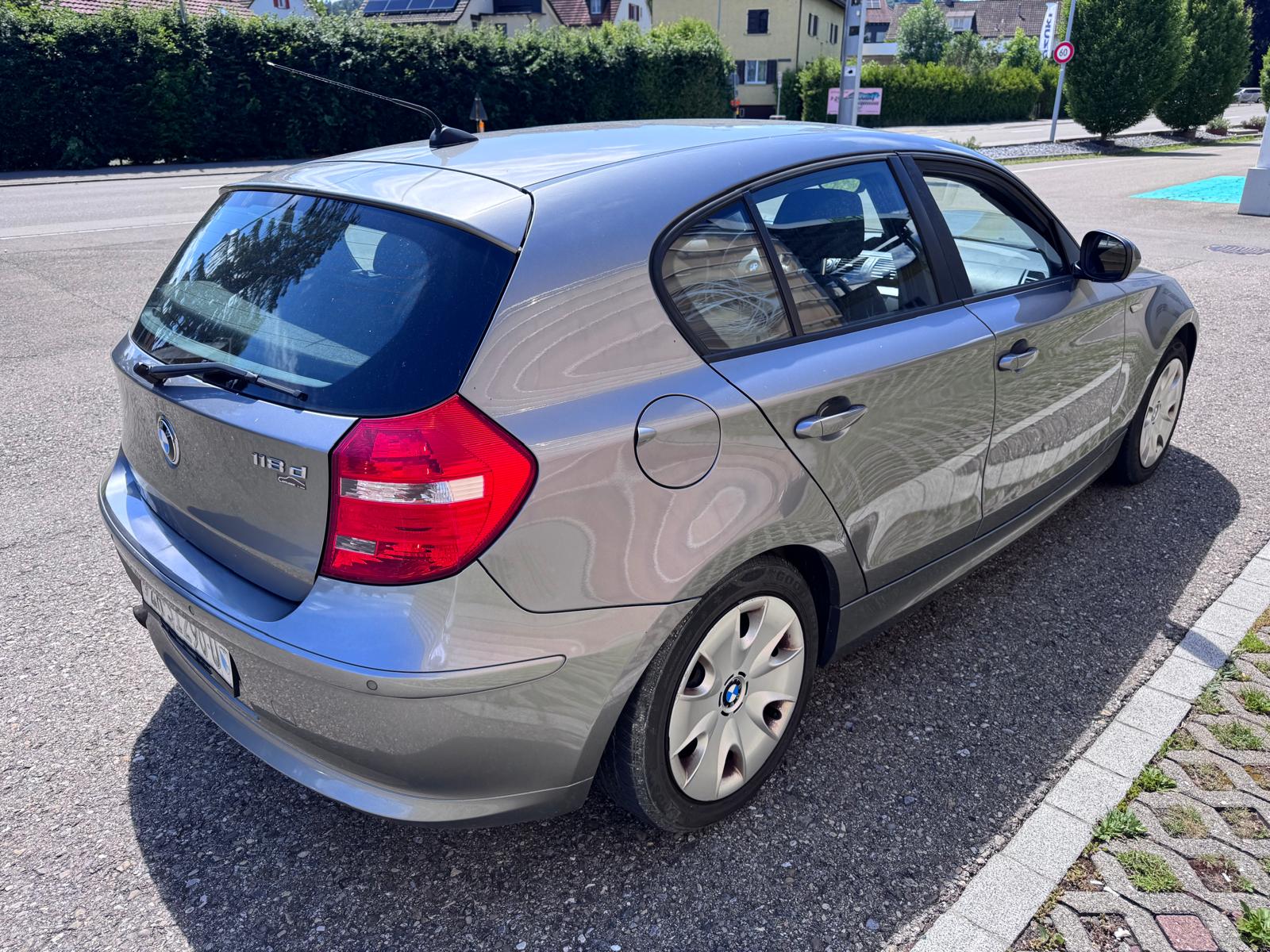 BMW 118d-image-5
