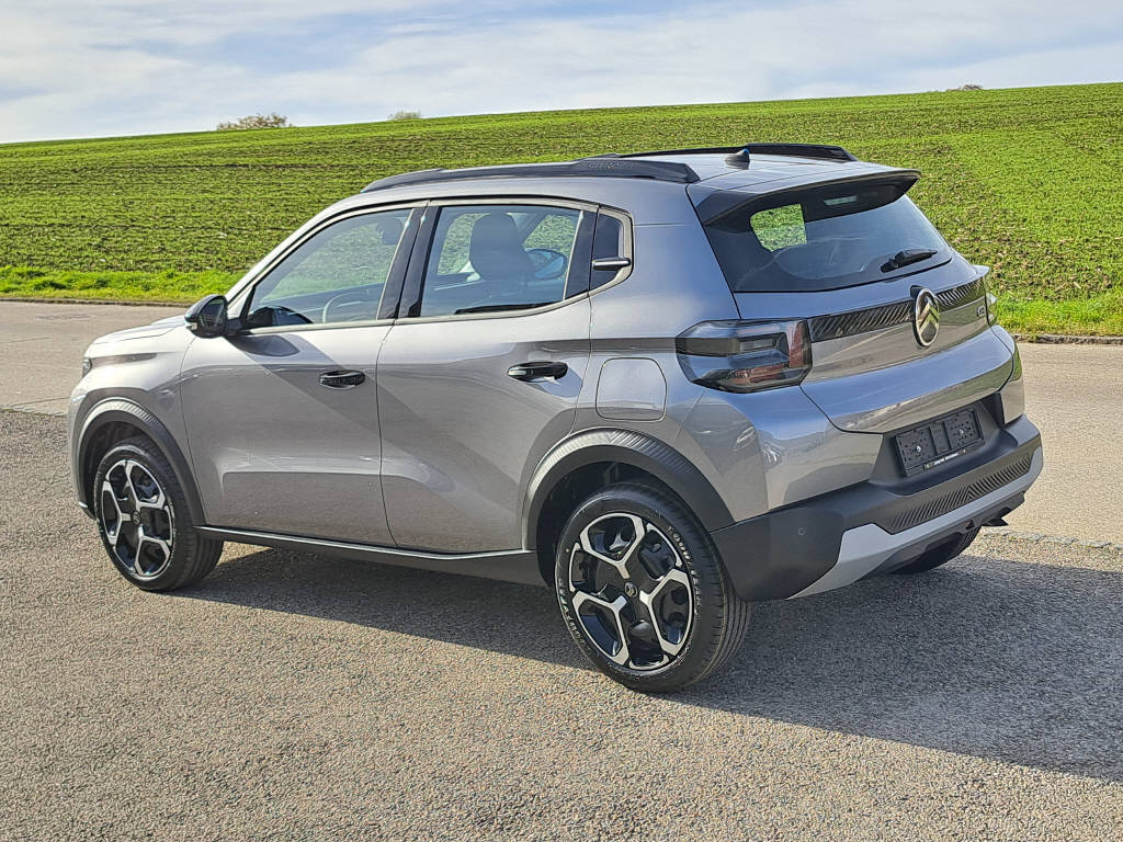 CITROEN C3 1.2 Hybrid Plus 110cv autom.-image-2