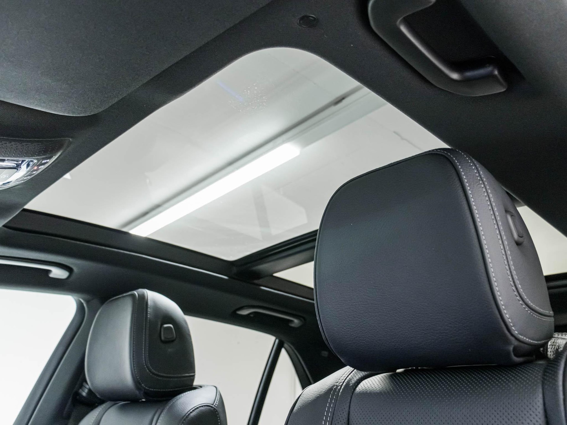 MERCEDES-BENZ GLE 450 d 4MATIC-image-8