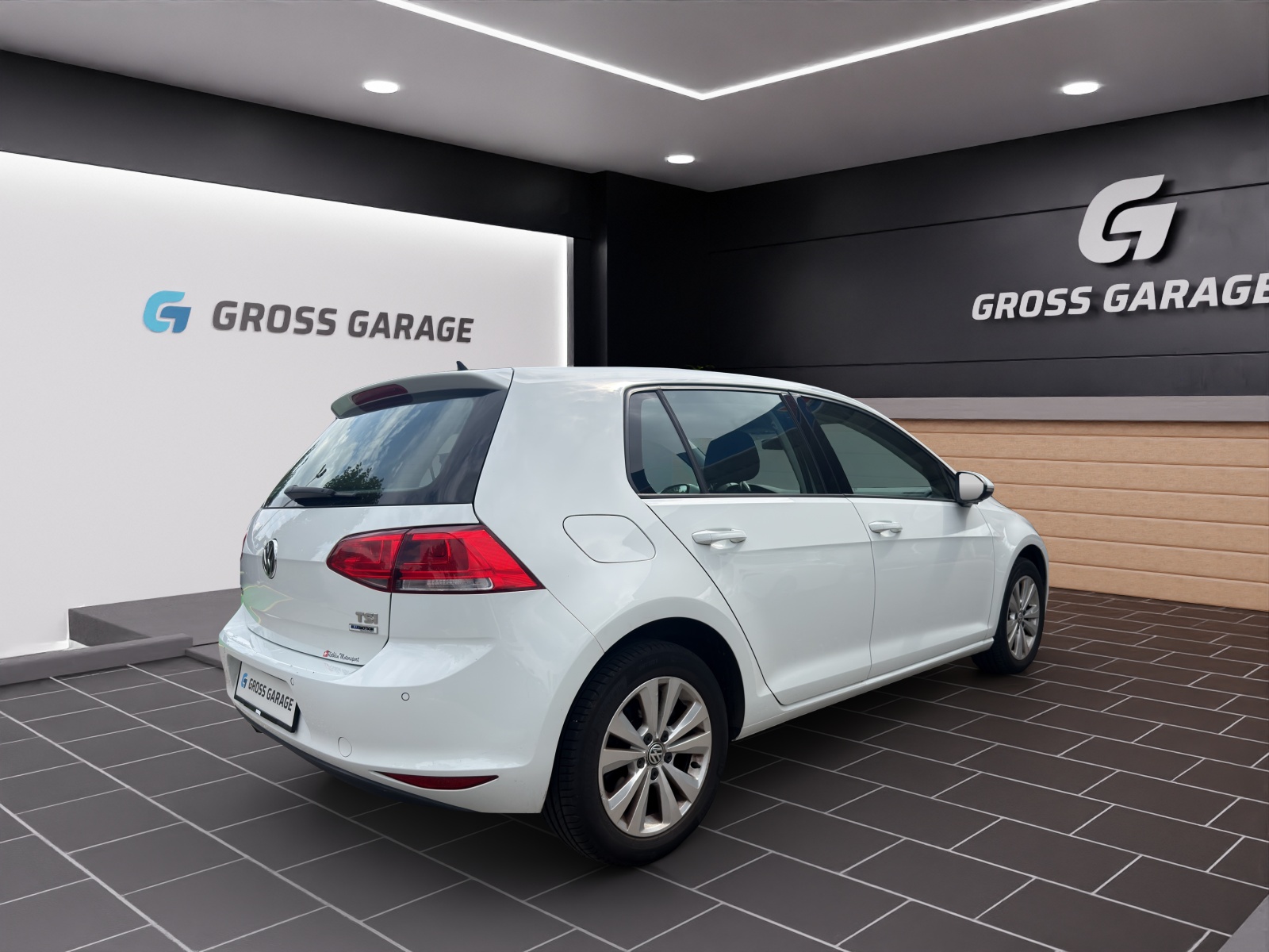 VW Golf 1.2 TSI Comfort-image-3