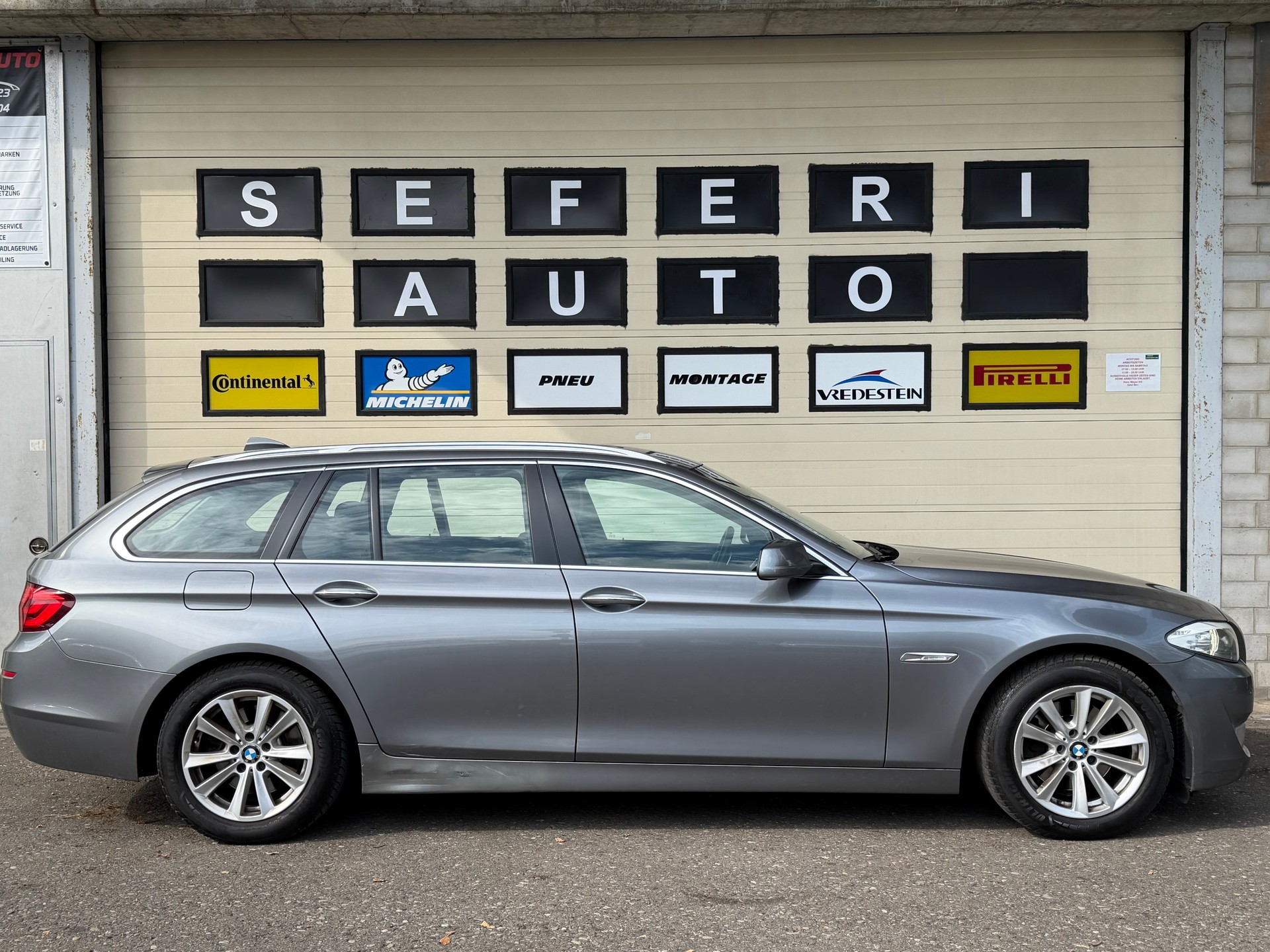 BMW 520d Touring Steptronic-image-6