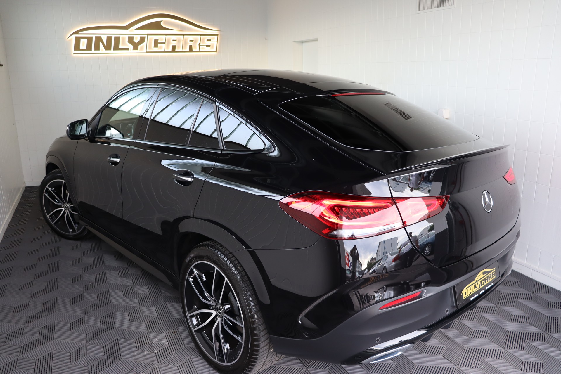 MERCEDES-BENZ GLE Coupé 400 d 4Matic 9G-Tronic-image-8
