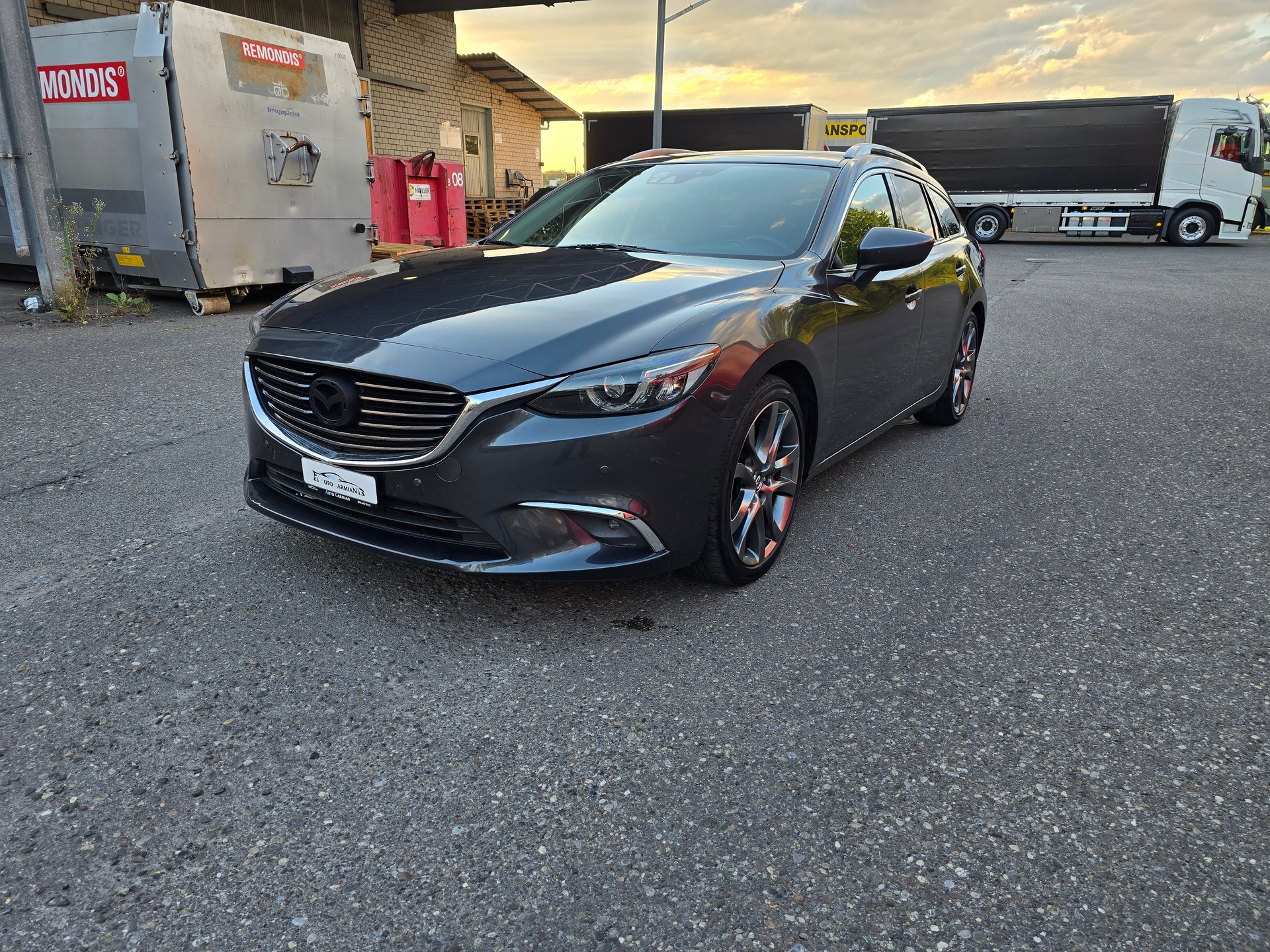 MAZDA 6 Sportwagon 2.2 D 16V HP Revolution-showroom-element-2