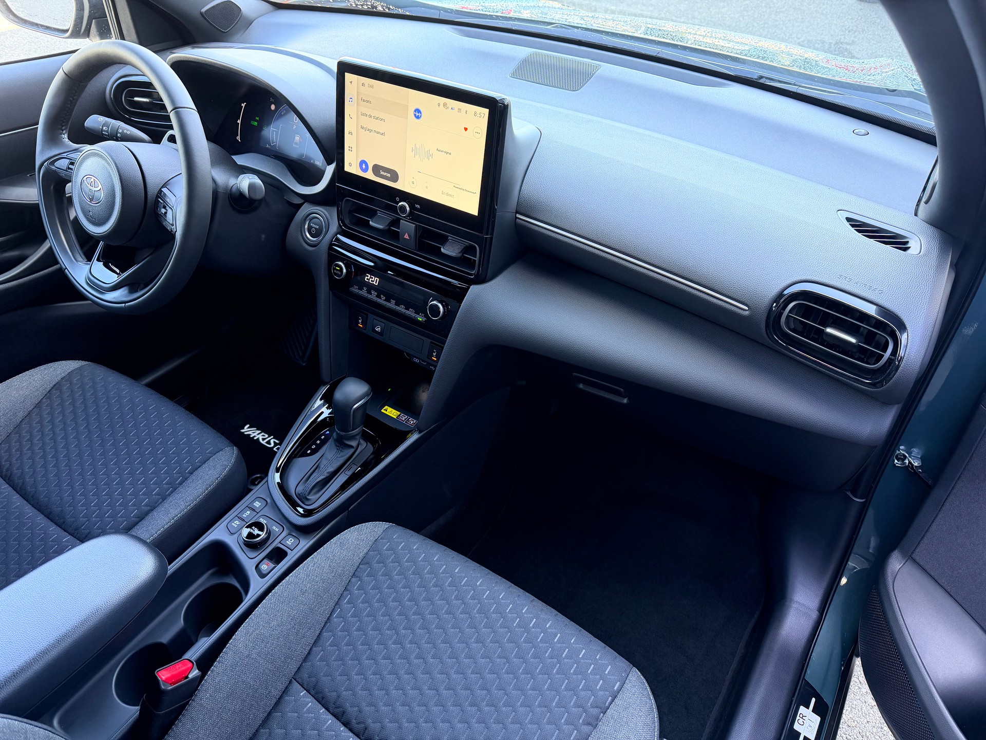 TOYOTA Yaris Cross 1.5 Trend AWDi e-CVT-image-10