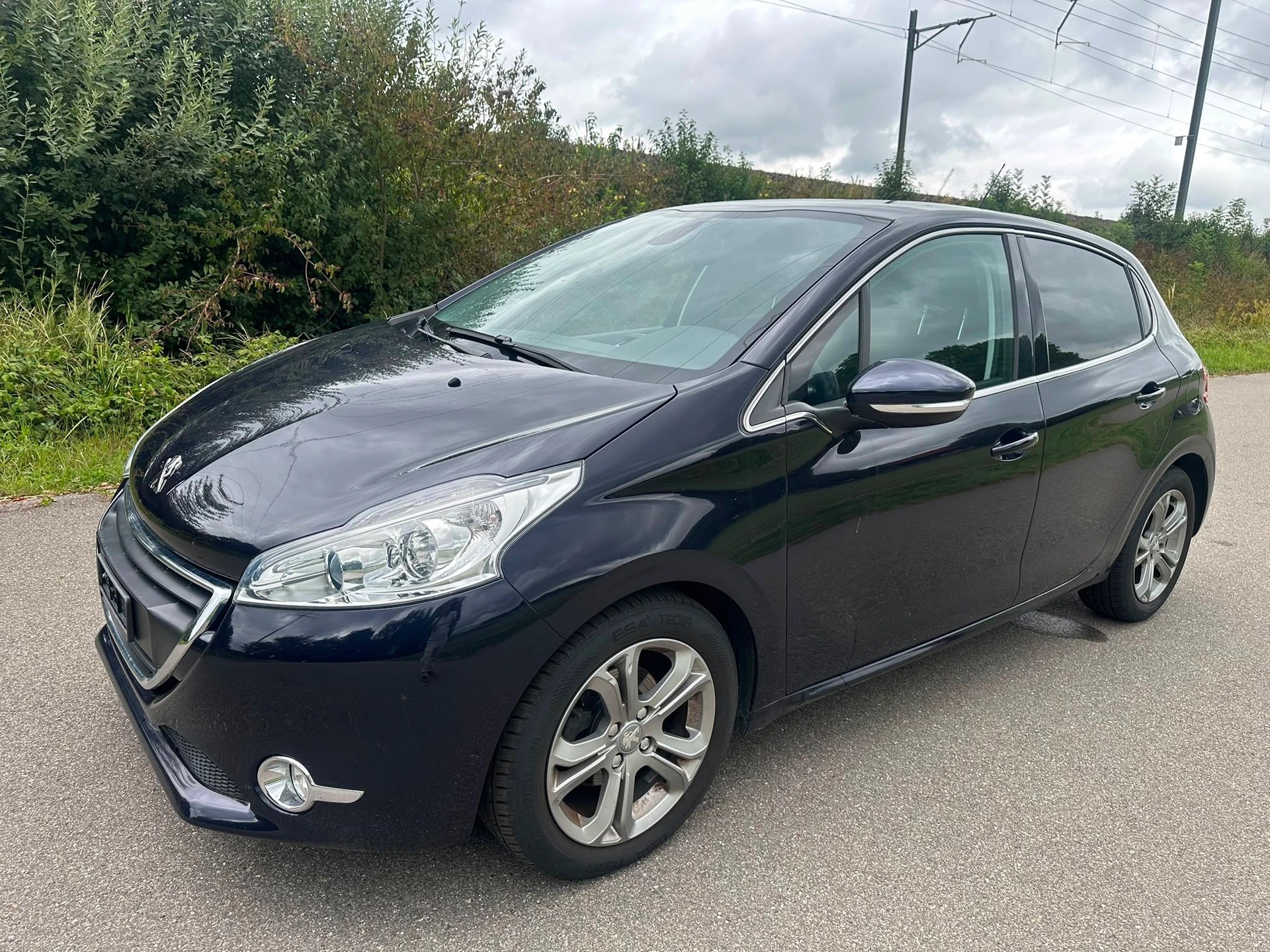 PEUGEOT 208 1.6 VTI Allure Automatik-image-4