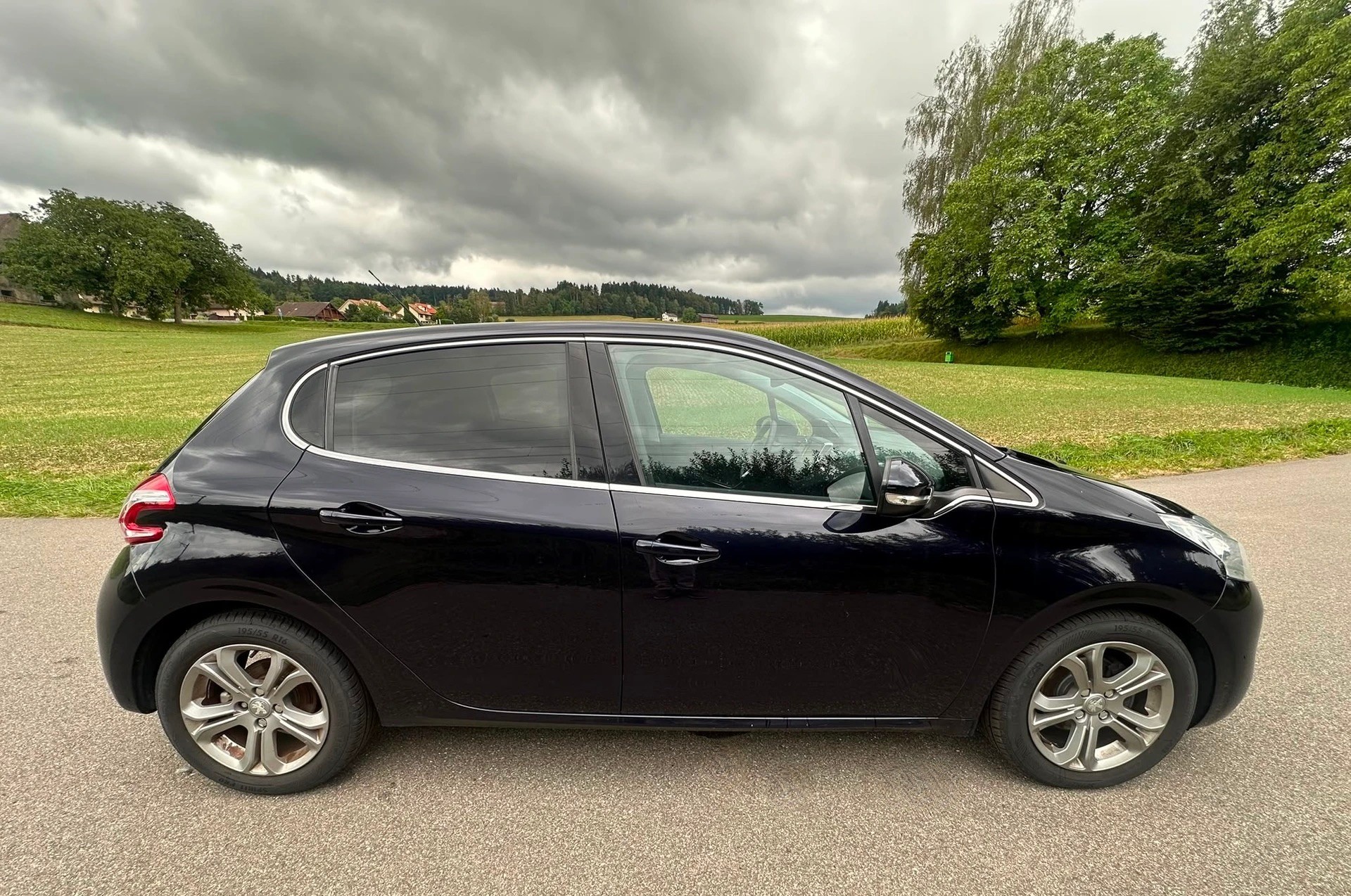 PEUGEOT 208 1.6 VTI Allure Automatik-image-0