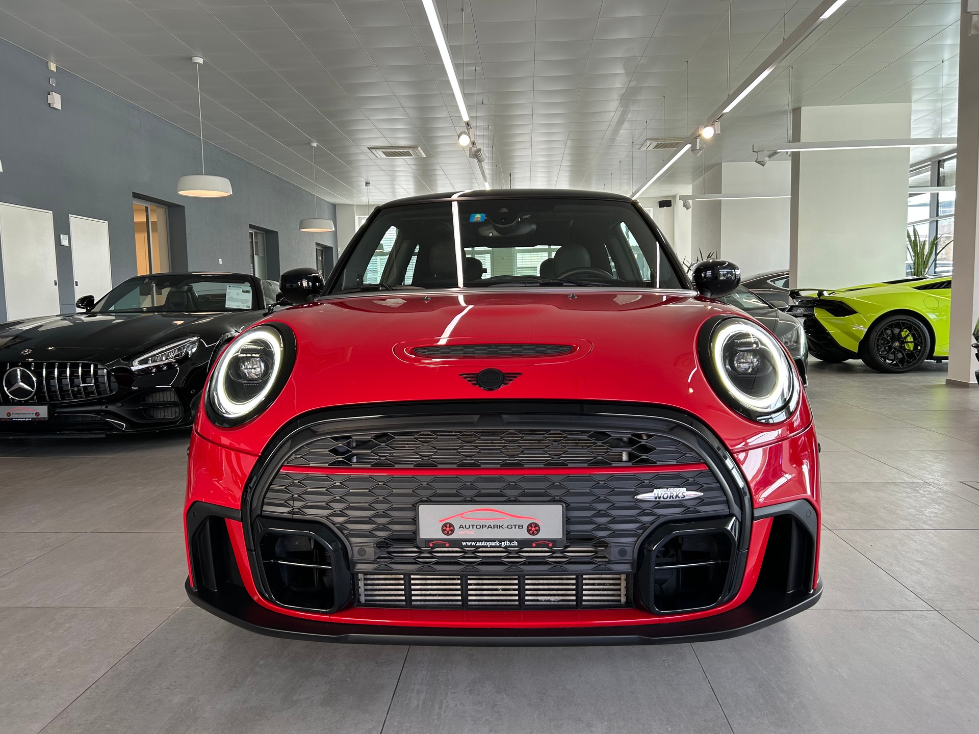 MINI Cooper John Cooper Works Steptronic-image-4