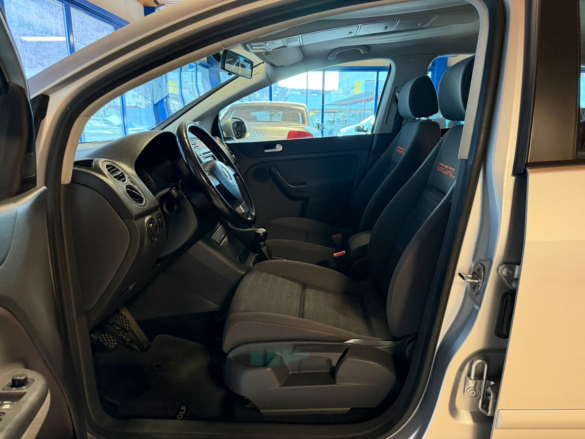 VW Golf Plus 1.6 FSI Goal-image-11