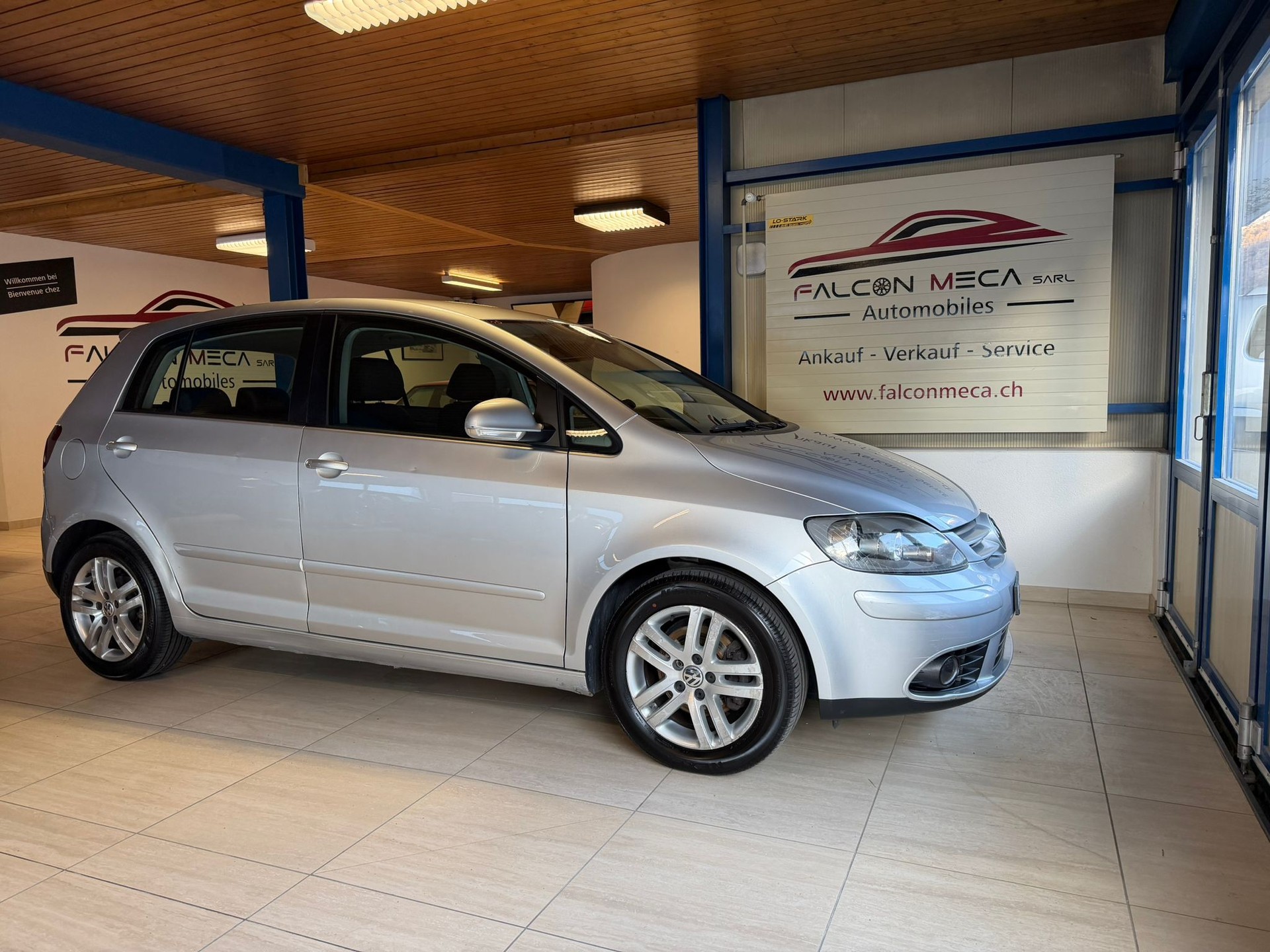 VW Golf Plus 1.6 FSI Goal-image-8