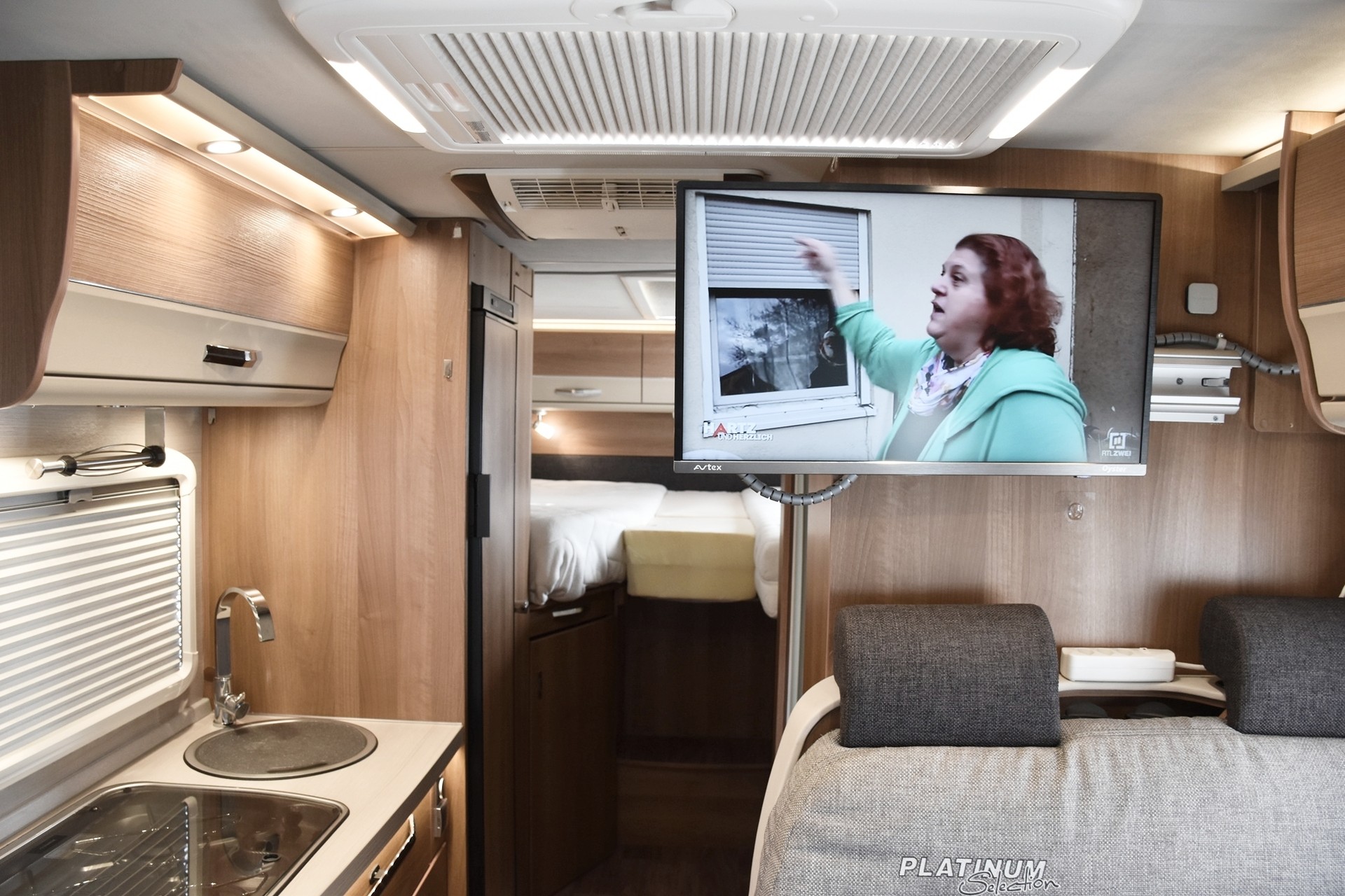 KNAUS VAN TI 650 MEG PLATINUM SELECTION 2,0 HDI DIESEL PEUGEOT-image-7