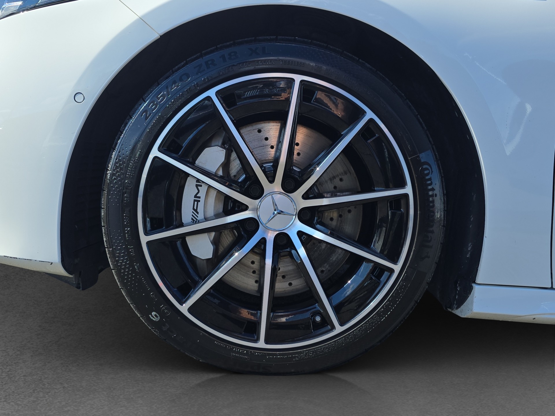 MERCEDES-BENZ A AMG 35 4Matic 8G-DCT-image-11