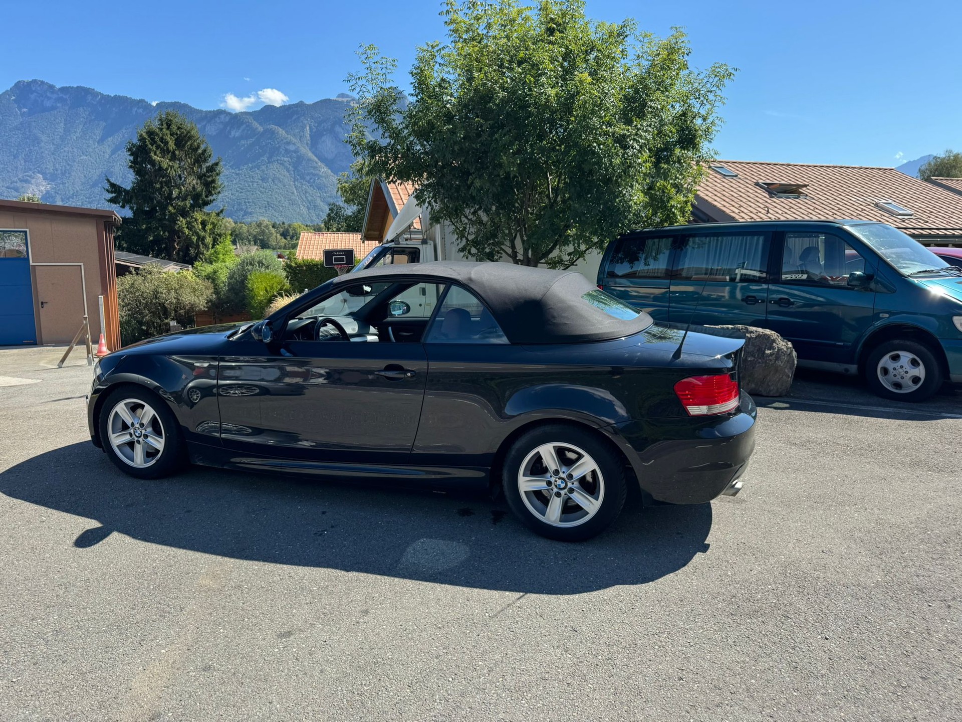 BMW 120d Cabrio M-PACK-image-3
