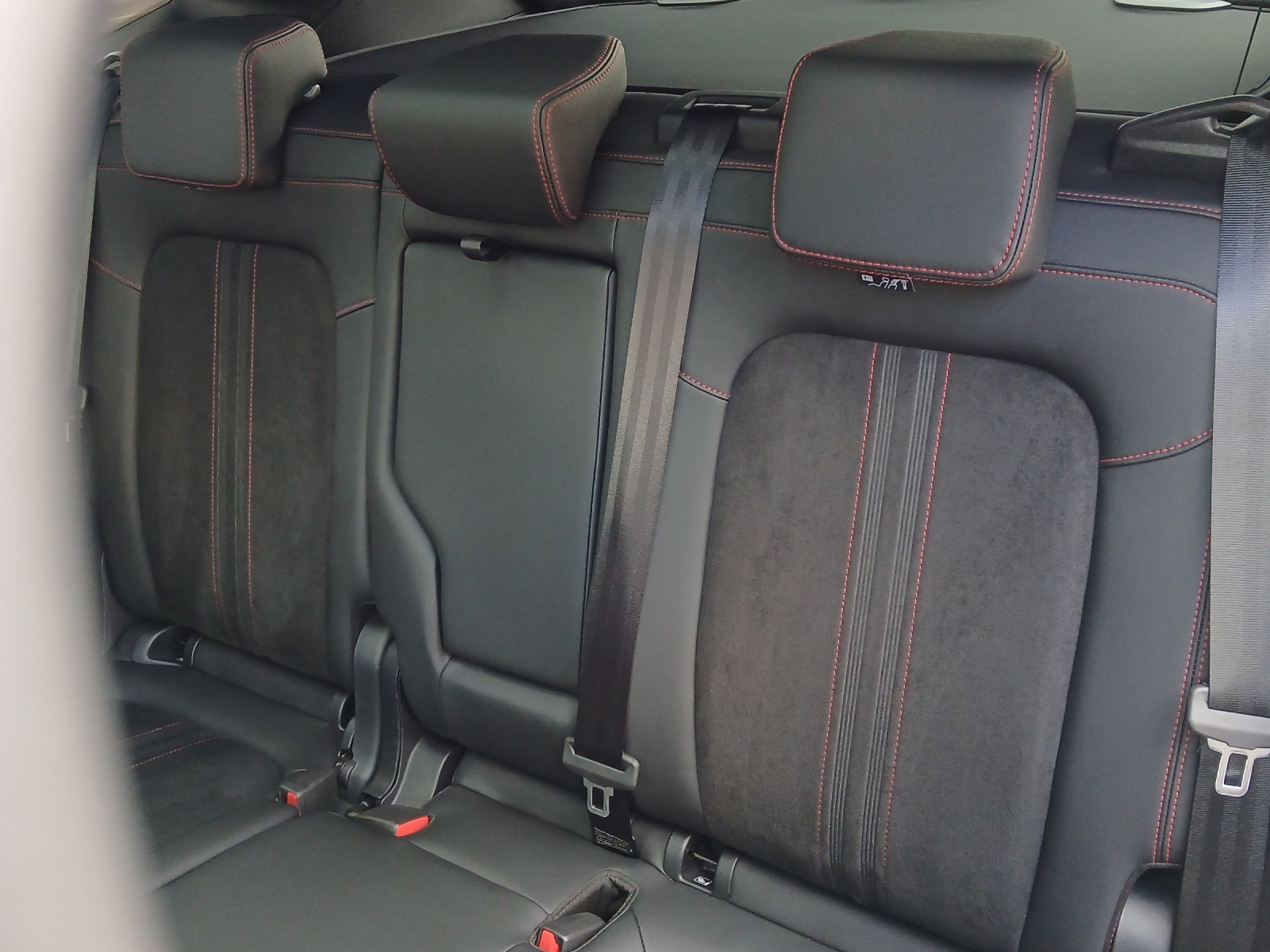FORD Kuga 2.5 Hybrid ST-Line X 4x4-image-12